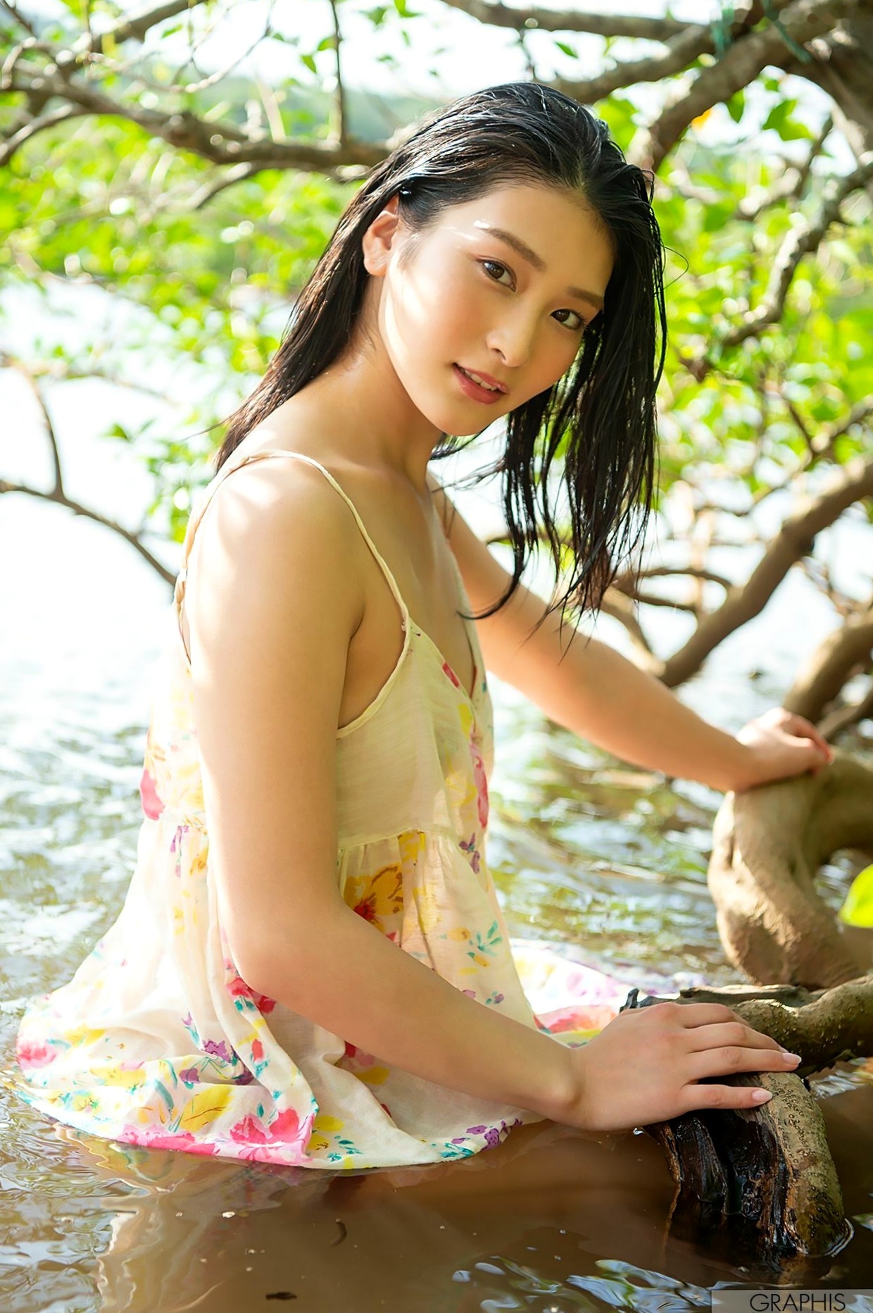 Gallery - Graphis本庄鈴《A NEW STAR!》极品日系私房写真，演绎温柔床边诱惑与纯欲神颜日本性感私房照诱惑清新 女神私房照_秀色女神 - image 46