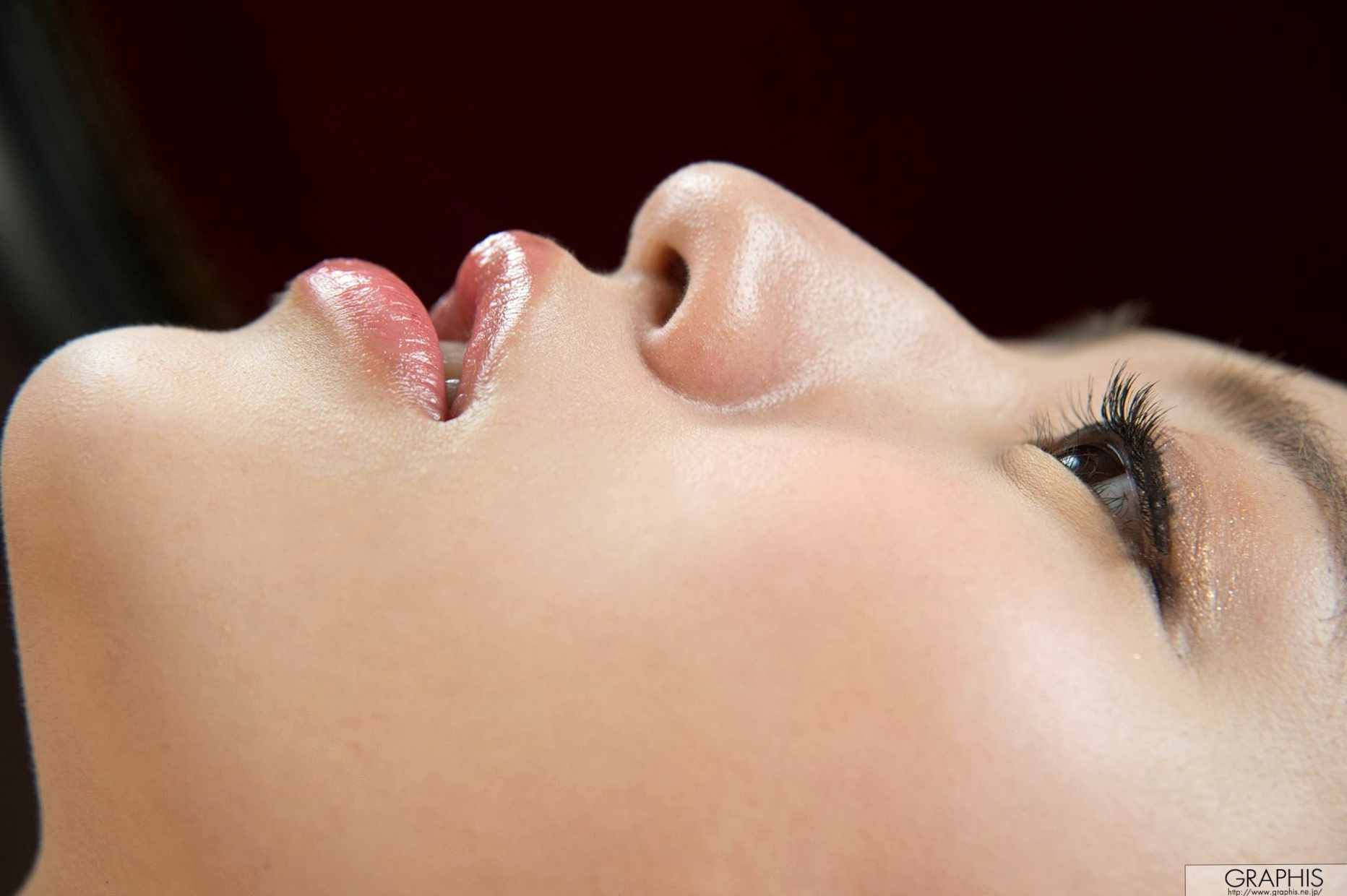 Gallery - Graphis美女美竹铃《Lip Hook Kiss》写真：校服诱惑与性感私房深度撩动，尽显曼妙身材日本性感校服私房照诱惑 女神私房照_秀色女神 - image 26
