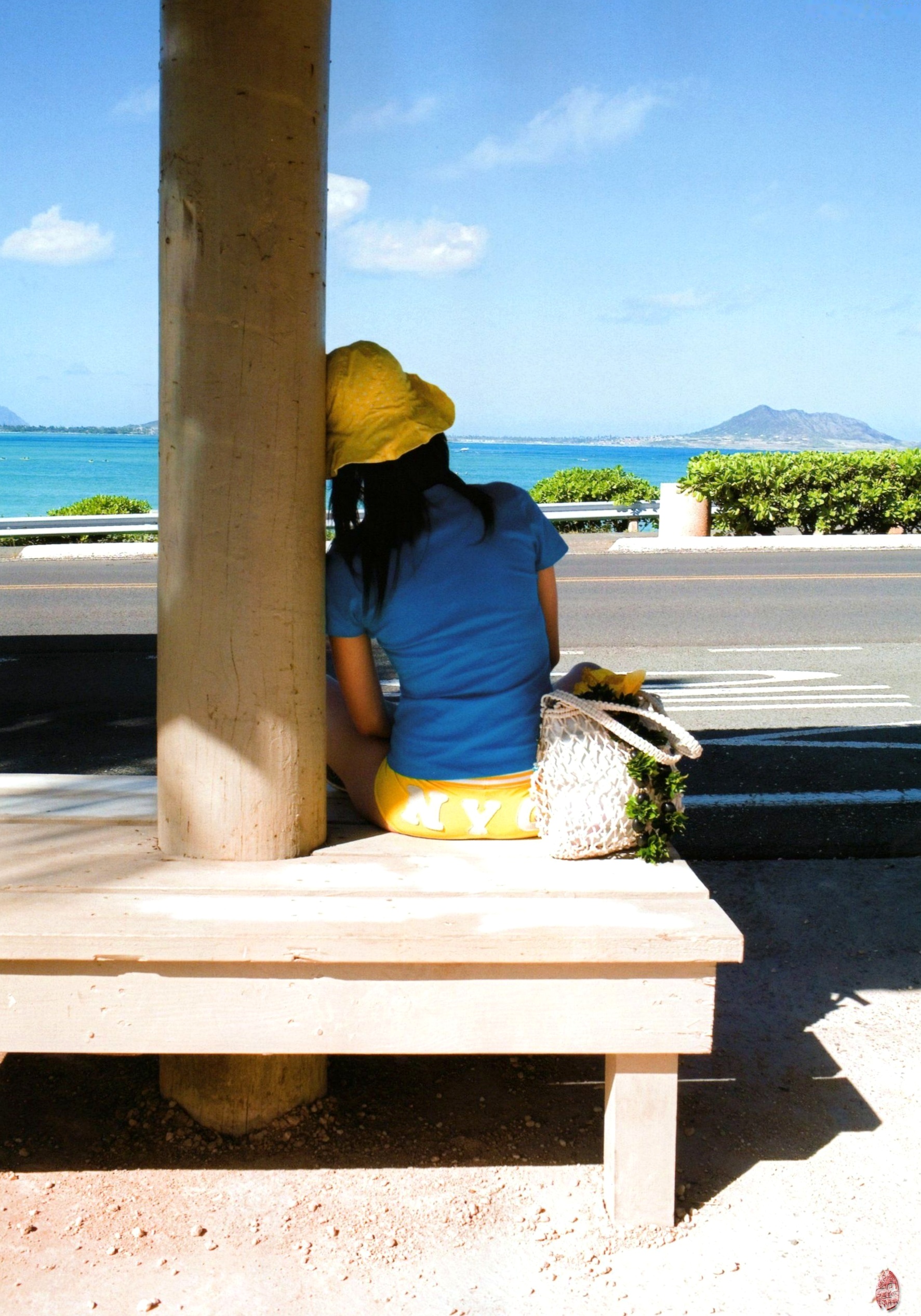 Gallery - 莉亚·迪桑Leah Dizon《Hello! Leah》精选写真：海滩比基尼与清纯居家风，重温混血女神的绝美时刻[54P]混血气质比基尼沙滩清纯 女神私房照_秀色女神 - image 22