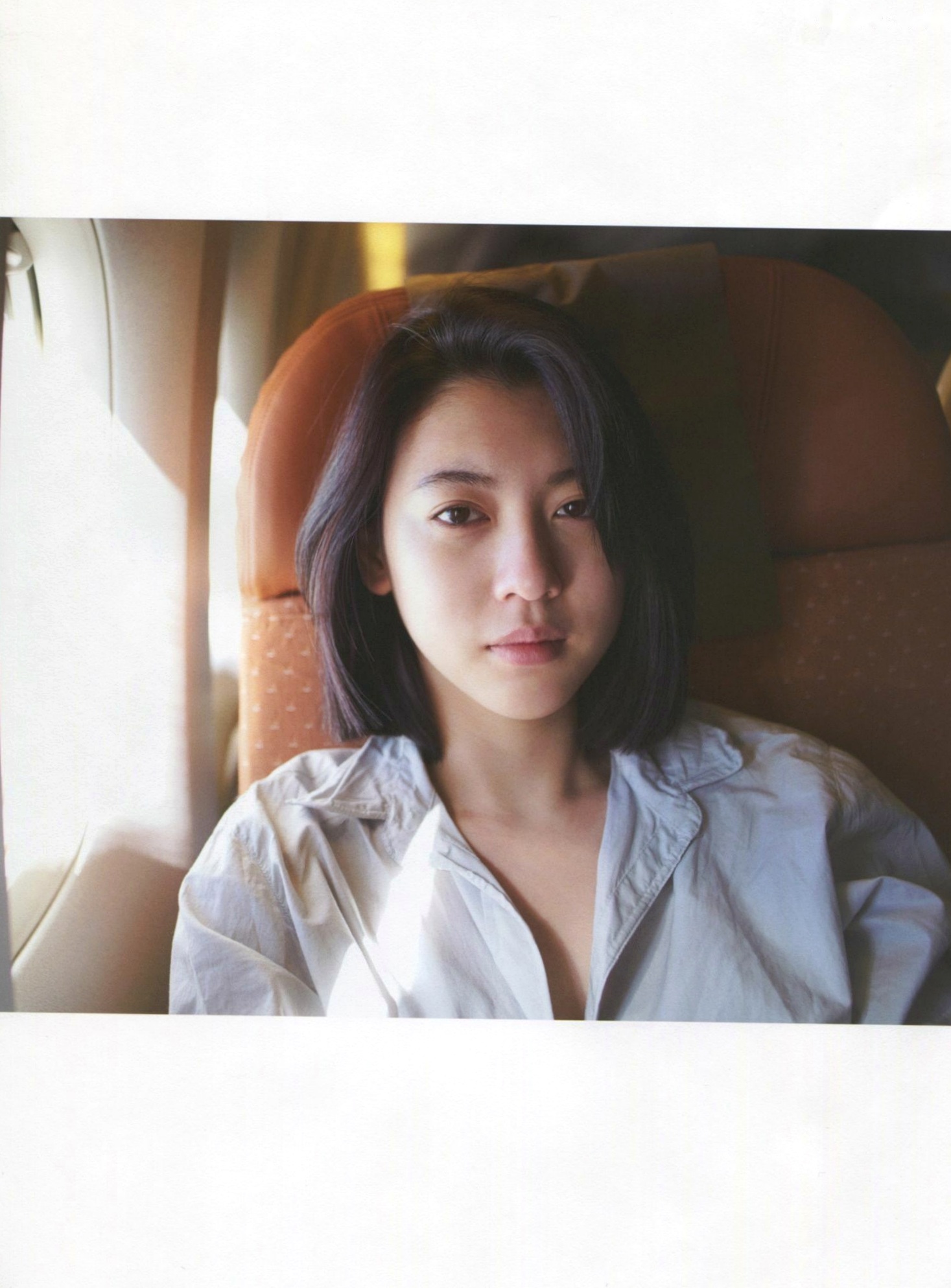 Gallery - PB写真集_Ayaka Miyoshi 三吉彩花《わたし》高清文艺感海边私房大片，尽显高冷气质与骨感美学【135P】日本气质清新治愈系 女神私房照_秀色女神 - image 36