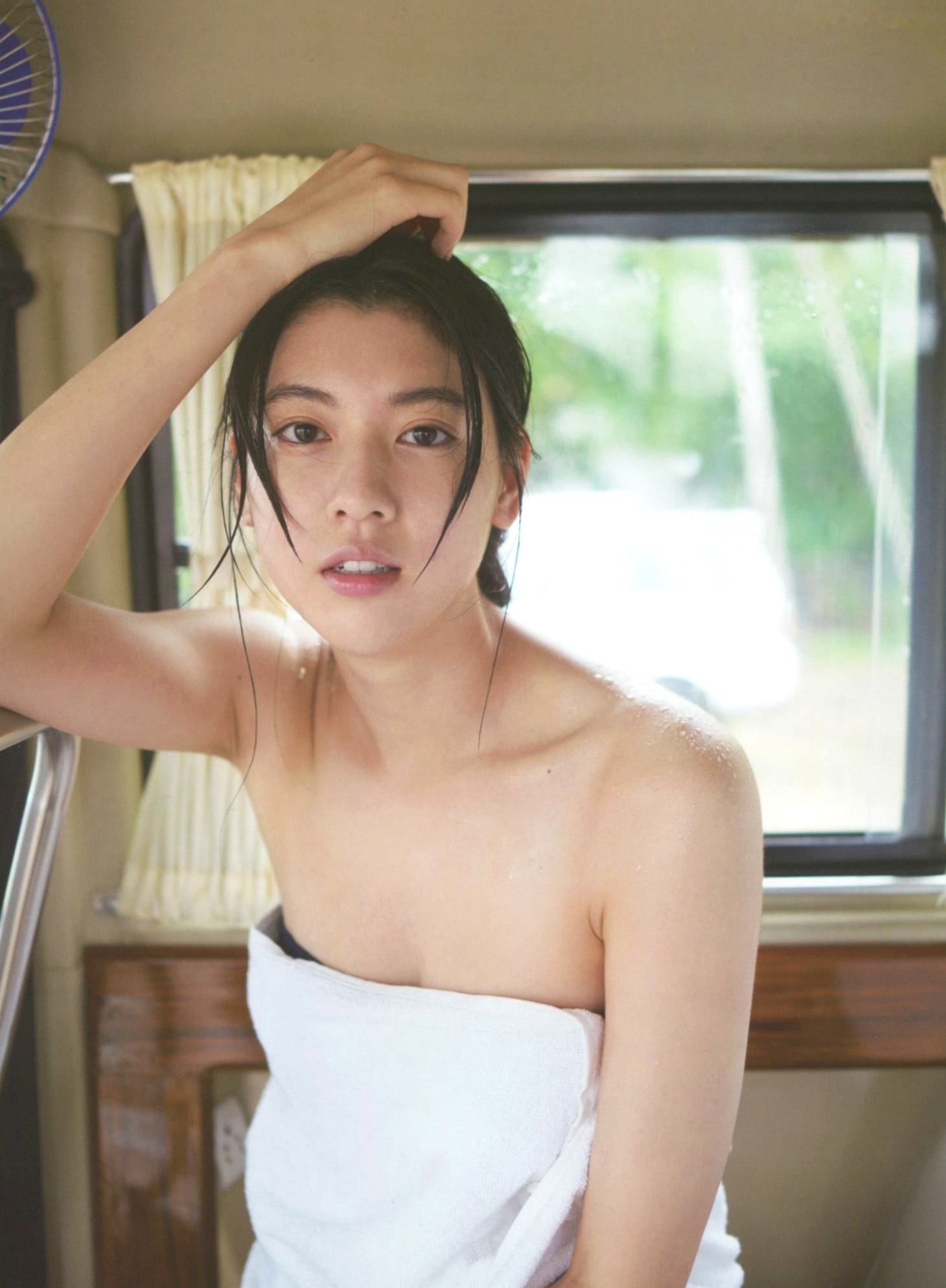 Gallery - PB写真集_Ayaka Miyoshi 三吉彩花《わたし》高清文艺感海边私房大片，尽显高冷气质与骨感美学【135P】日本气质清新治愈系 女神私房照_秀色女神 - image 65