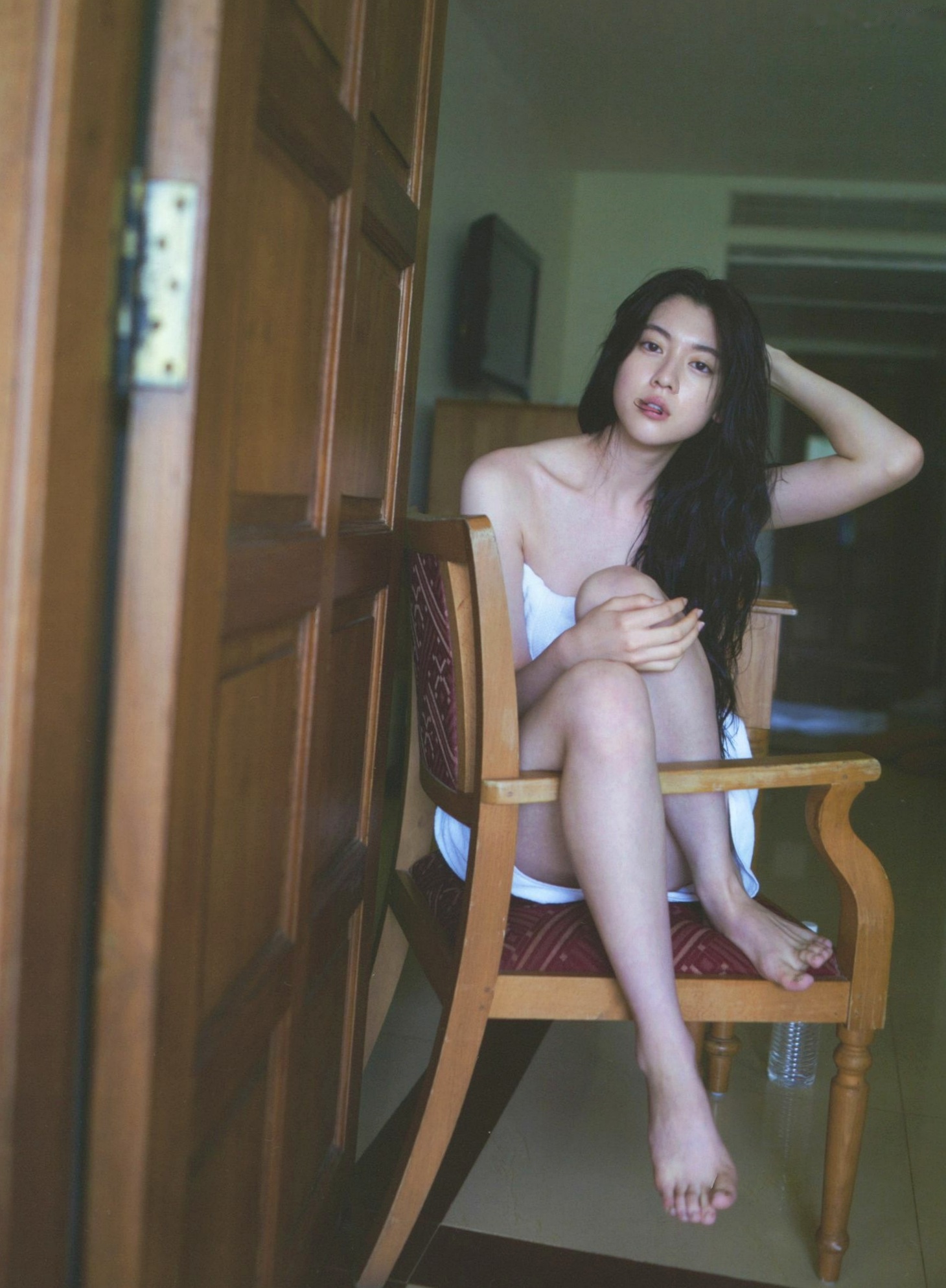 Gallery - PB写真集_Ayaka Miyoshi 三吉彩花《わたし》高清文艺感海边私房大片，尽显高冷气质与骨感美学【135P】日本气质清新治愈系 女神私房照_秀色女神 - image 87