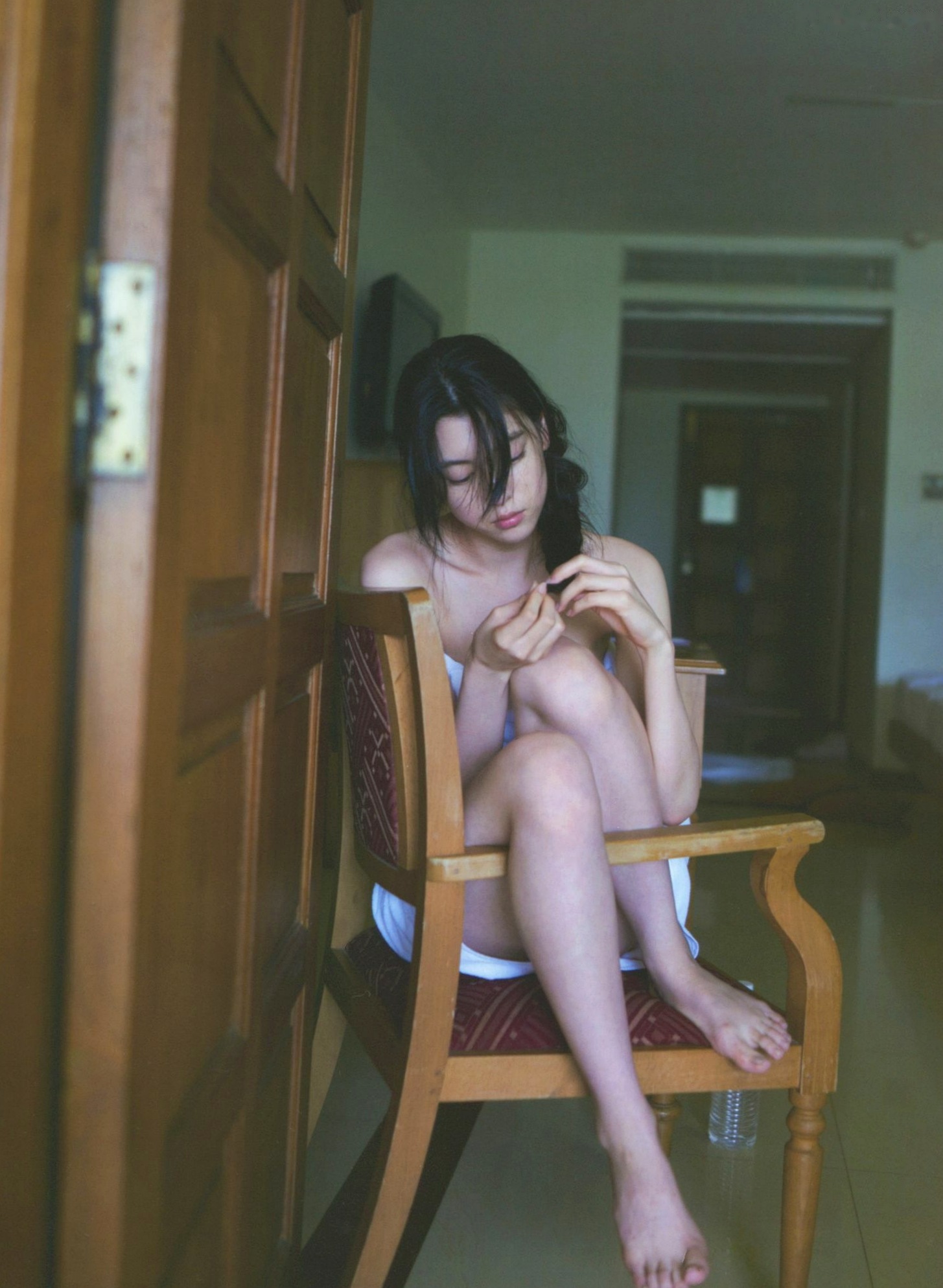 Gallery - PB写真集_Ayaka Miyoshi 三吉彩花《わたし》高清文艺感海边私房大片，尽显高冷气质与骨感美学【135P】日本气质清新治愈系 女神私房照_秀色女神 - image 88