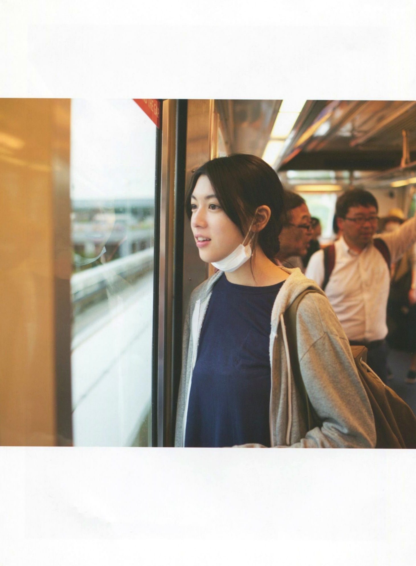 Gallery - PB写真集_Ayaka Miyoshi 三吉彩花《わたし》高清文艺感海边私房大片，尽显高冷气质与骨感美学【135P】日本气质清新治愈系 女神私房照_秀色女神 - image 90