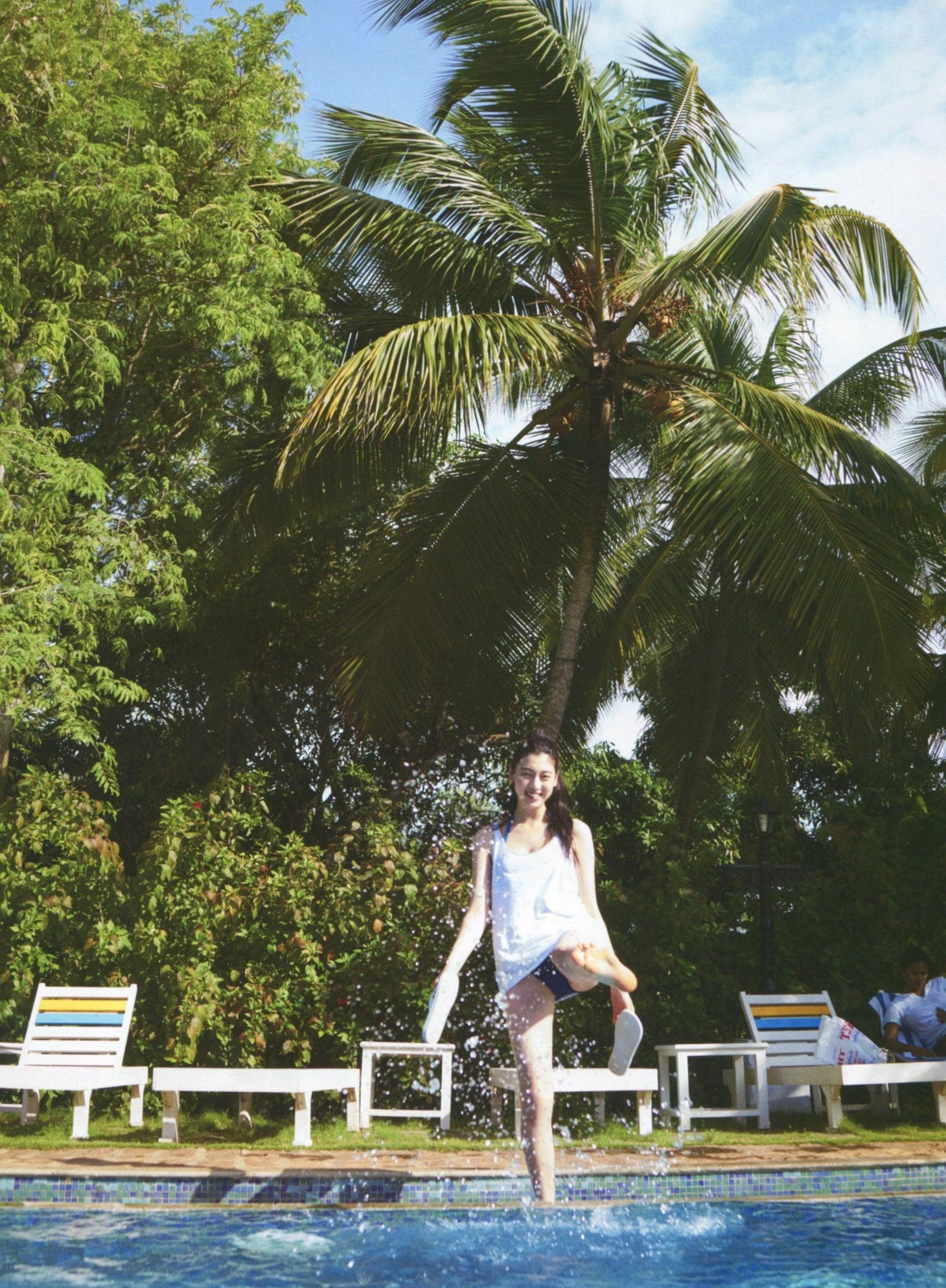 Gallery - PB写真集_Ayaka Miyoshi 三吉彩花《わたし》高清文艺感海边私房大片，尽显高冷气质与骨感美学【135P】日本气质清新治愈系 女神私房照_秀色女神 - image 96
