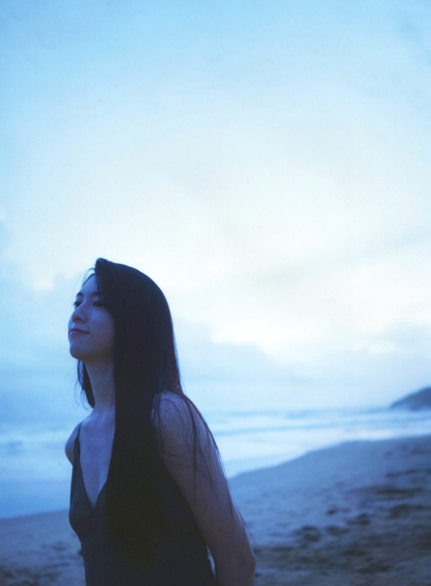 Gallery - PB写真集_Ayaka Miyoshi 三吉彩花《わたし》高清文艺感海边私房大片，尽显高冷气质与骨感美学【135P】日本气质清新治愈系 女神私房照_秀色女神 - image 109