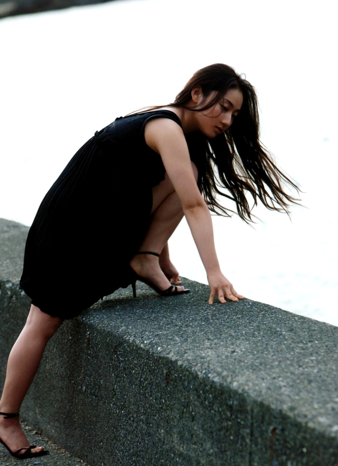 Gallery - Saaya 纱绫《newpb》写真集：暗夜朦胧中的湿身诱惑，勾勒极致唯美野性曲线[78P]性感诱惑湿身日本户外 女神私房照_秀色女神 - image 46