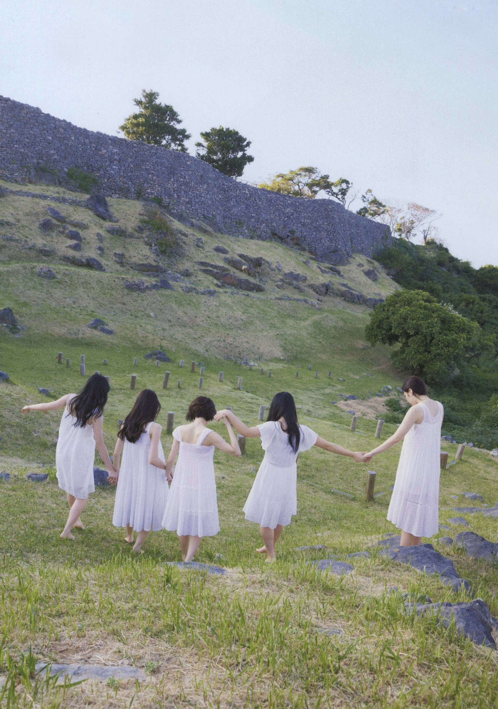Gallery - 日本偶像团体Team Syachihoko写真集《SYACHI TRIP》，清纯少女户外旅拍，元气清新治愈系风格日本清新治愈系萌系 女神私房照_秀色女神 - image 3