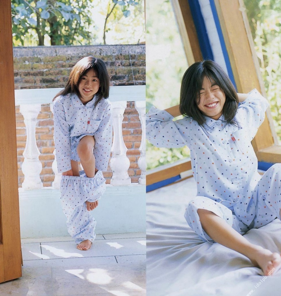 Gallery - PB写真集_加藤美月《たからもの》 清纯校服与活力泳装户外写真集[114P]清纯校服治愈系泳池日本 女神私房照_秀色女神 - image 93