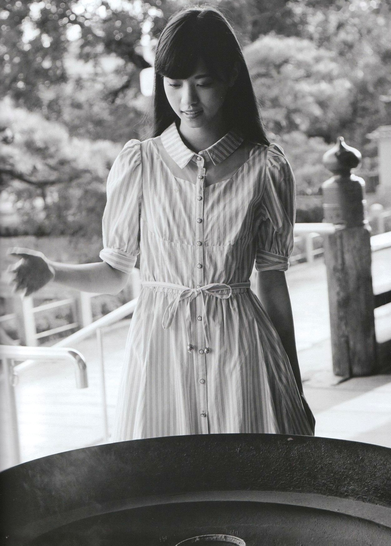 Gallery - 西野七濑《普段着》写真集：清纯少女海滩比基尼与文艺街拍，记录甜美治愈的日常瞬间清纯治愈系比基尼日本女神 女神私房照_秀色女神 - image 53