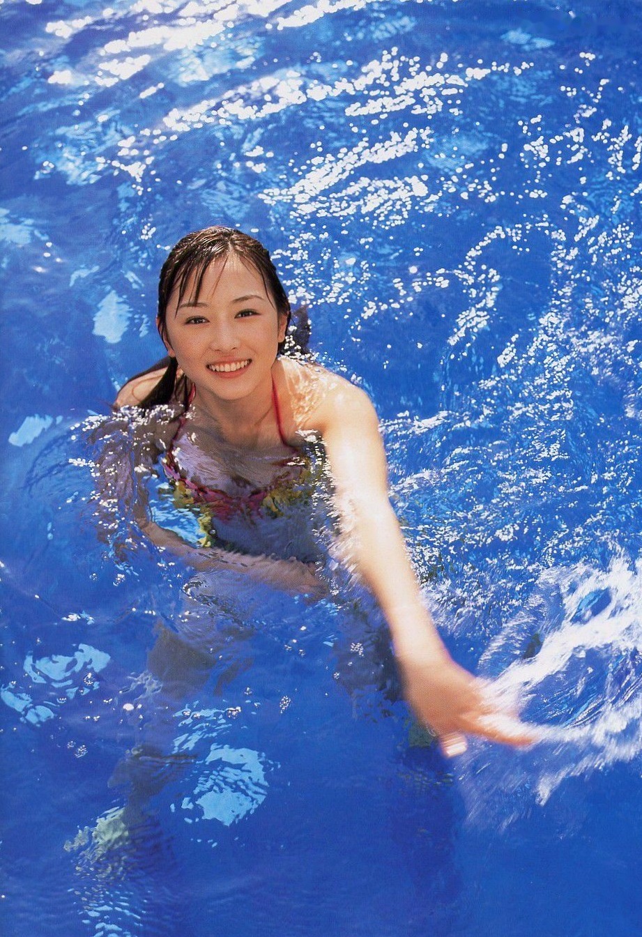 Gallery - PB写真集_杏さゆり(Anzu Sayuri)《Departure》绝美沙滩比基尼写真，充满青春活力的清纯诱惑，展现完美身材曲线。性感比基尼清纯沙滩气质 女神私房照_秀色女神 - image 7