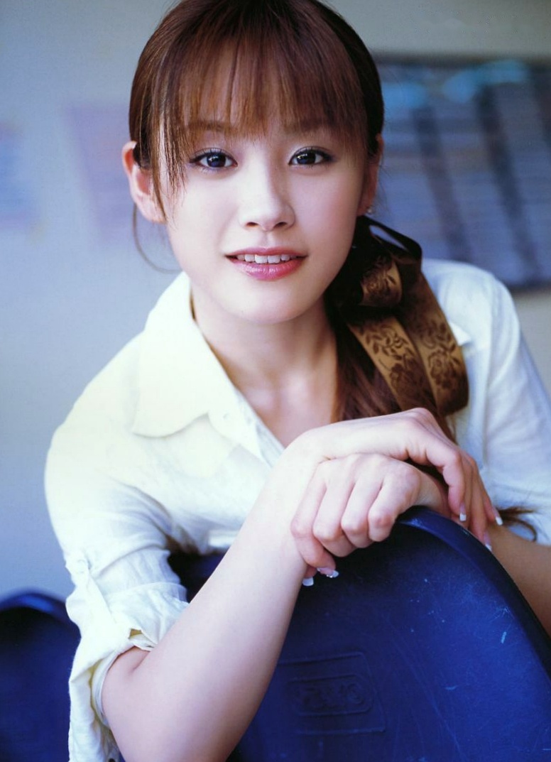 Gallery - 高橋愛《Love Hello》写真集：清纯女神海边度假，比基尼呈现极致诱惑与夏日清新感日本清新清纯比基尼女神 女神私房照_秀色女神 - image 8