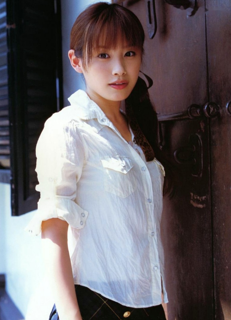 Gallery - 高橋愛《Love Hello》写真集：清纯女神海边度假，比基尼呈现极致诱惑与夏日清新感日本清新清纯比基尼女神 女神私房照_秀色女神 - image 13