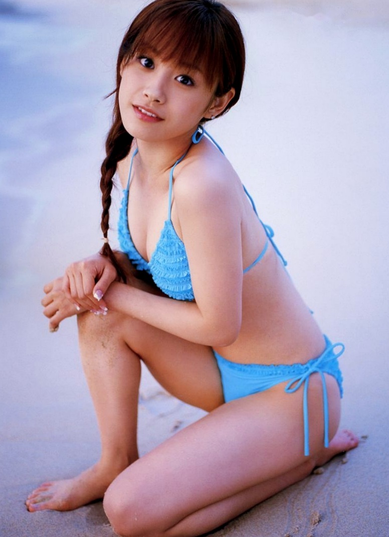 Gallery - 高橋愛《Love Hello》写真集：清纯女神海边度假，比基尼呈现极致诱惑与夏日清新感日本清新清纯比基尼女神 女神私房照_秀色女神 - image 24