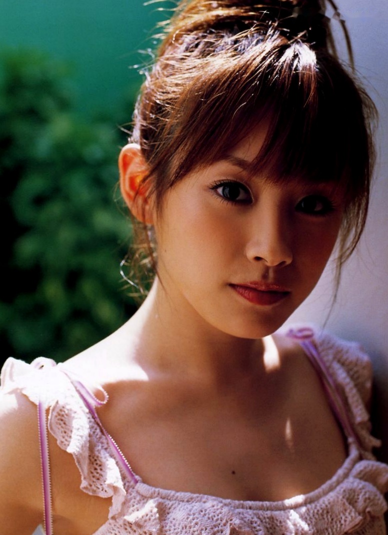 Gallery - 高橋愛《Love Hello》写真集：清纯女神海边度假，比基尼呈现极致诱惑与夏日清新感日本清新清纯比基尼女神 女神私房照_秀色女神 - image 32