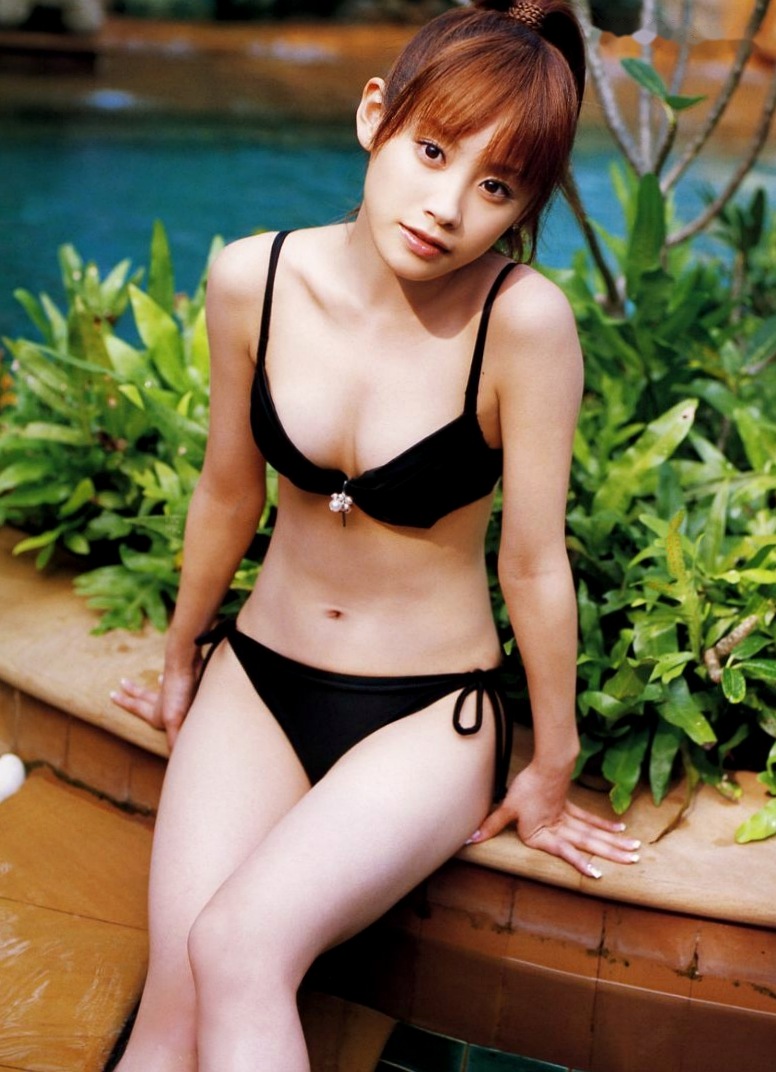 Gallery - 高橋愛《Love Hello》写真集：清纯女神海边度假，比基尼呈现极致诱惑与夏日清新感日本清新清纯比基尼女神 女神私房照_秀色女神 - image 70