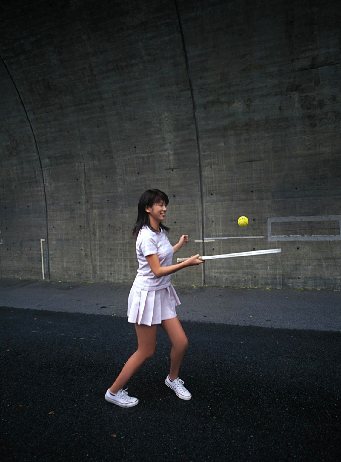 Gallery - PB写真集_小阪由佳Yuka Kosaka性感比基尼私房写真，居家纯欲风尚与傲人曲线呈现日本比基尼性感私房照诱惑 女神私房照_秀色女神 - image 1