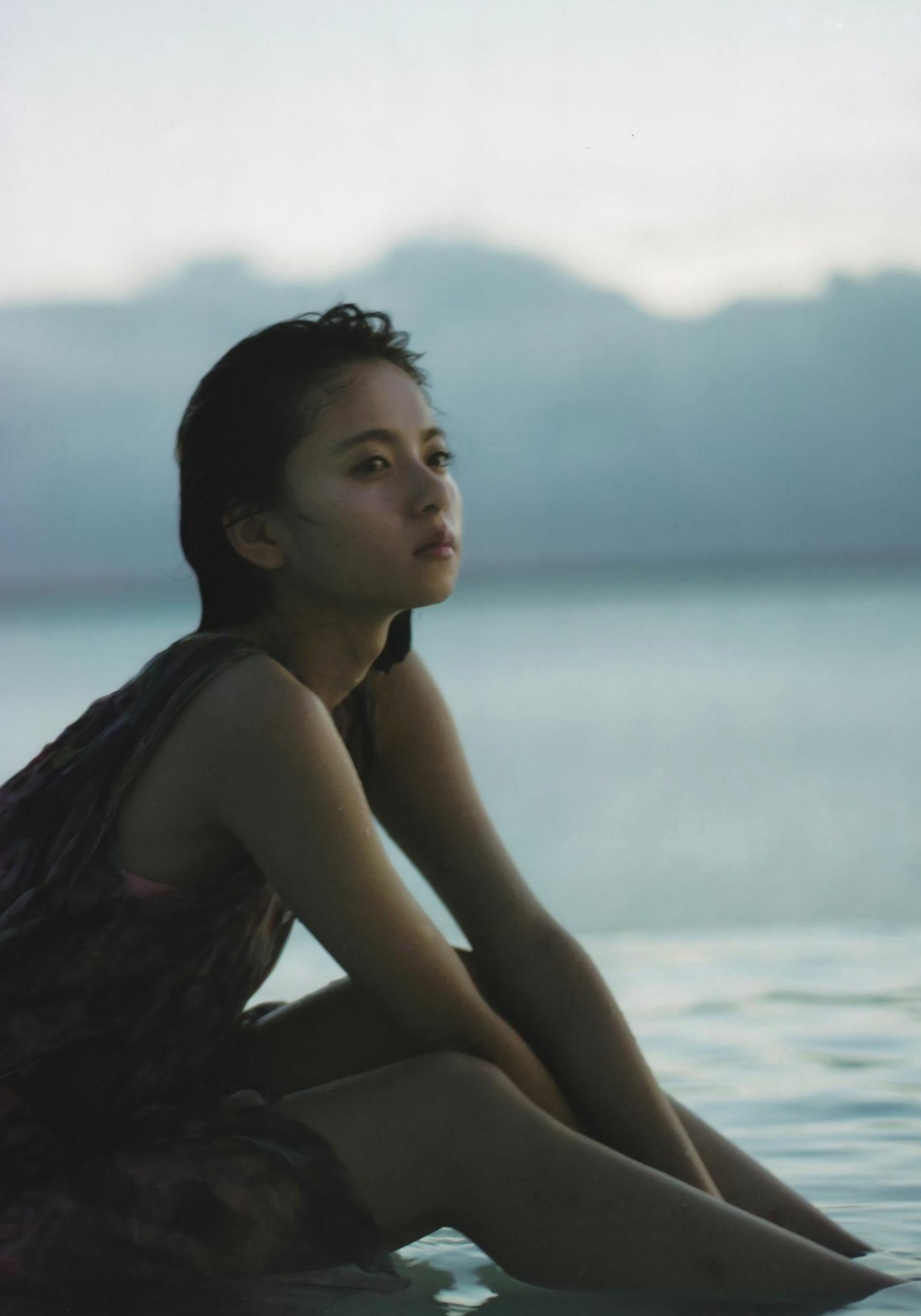 Gallery - 斋藤飞鸟 Asuka Saito 写真集《潮骚》清纯邻家女孩居家氛围感私房照 [120P]日本清纯治愈系女神私房照 女神私房照_秀色女神 - image 5