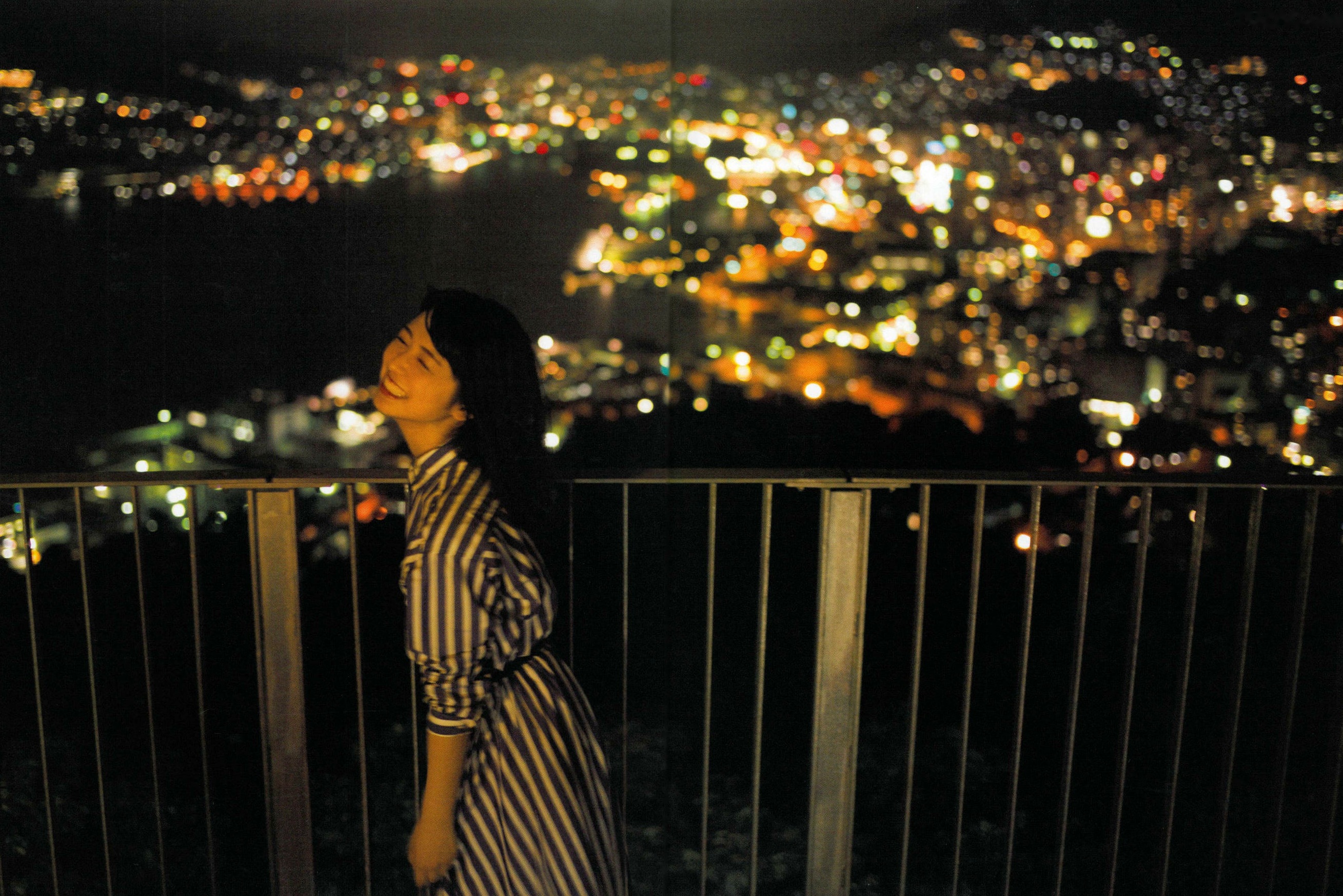 Gallery - 长滨宁琉 (Nagahama Neru) 1st写真集《这里开始》清新旅拍，海边泳装与唯美烟花系列，治愈系甜美女神写真治愈系清新日本比基尼 女神私房照_秀色女神 - image 14