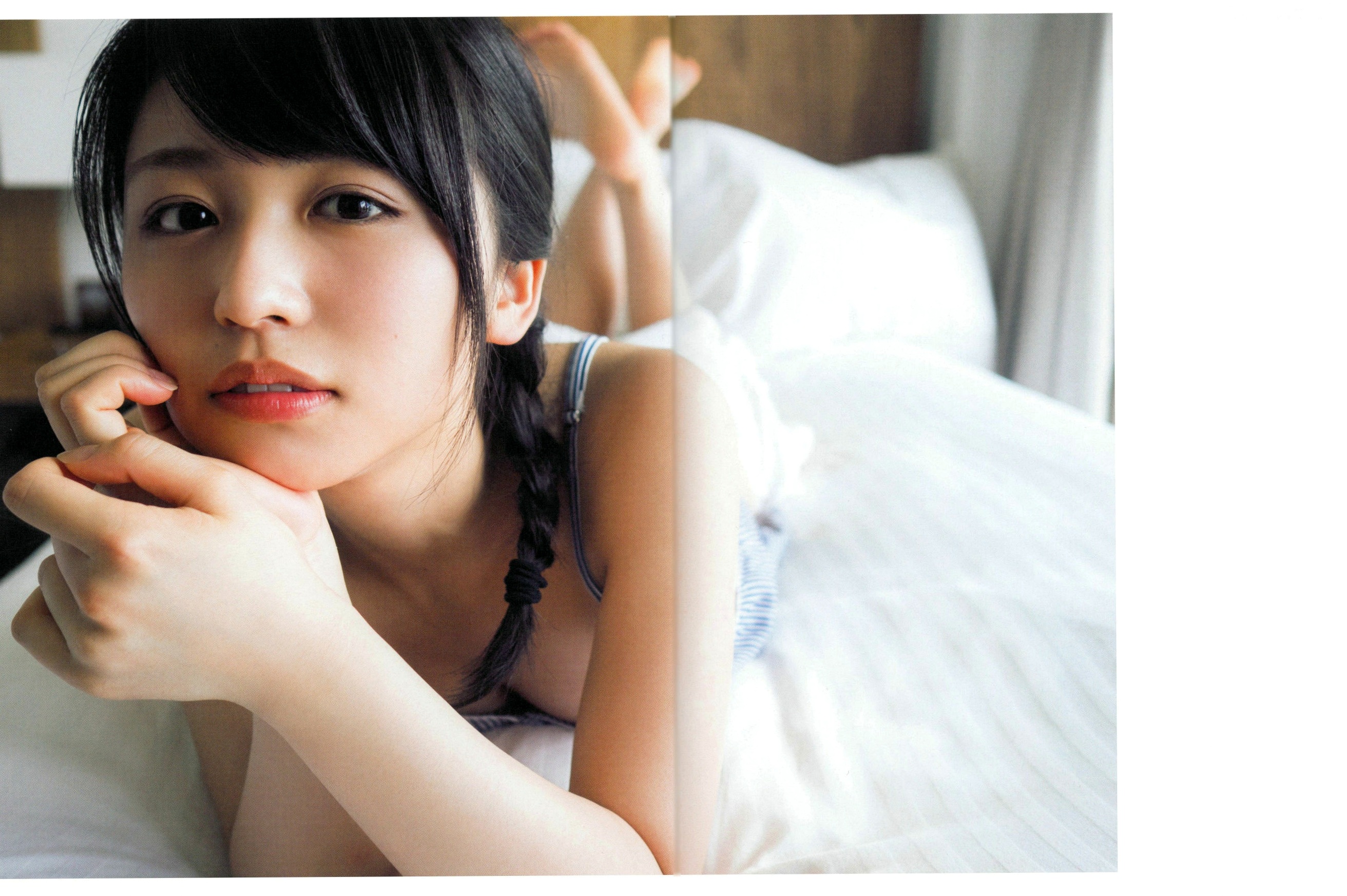 Gallery - 长滨宁琉 (Nagahama Neru) 1st写真集《这里开始》清新旅拍，海边泳装与唯美烟花系列，治愈系甜美女神写真治愈系清新日本比基尼 女神私房照_秀色女神 - image 26