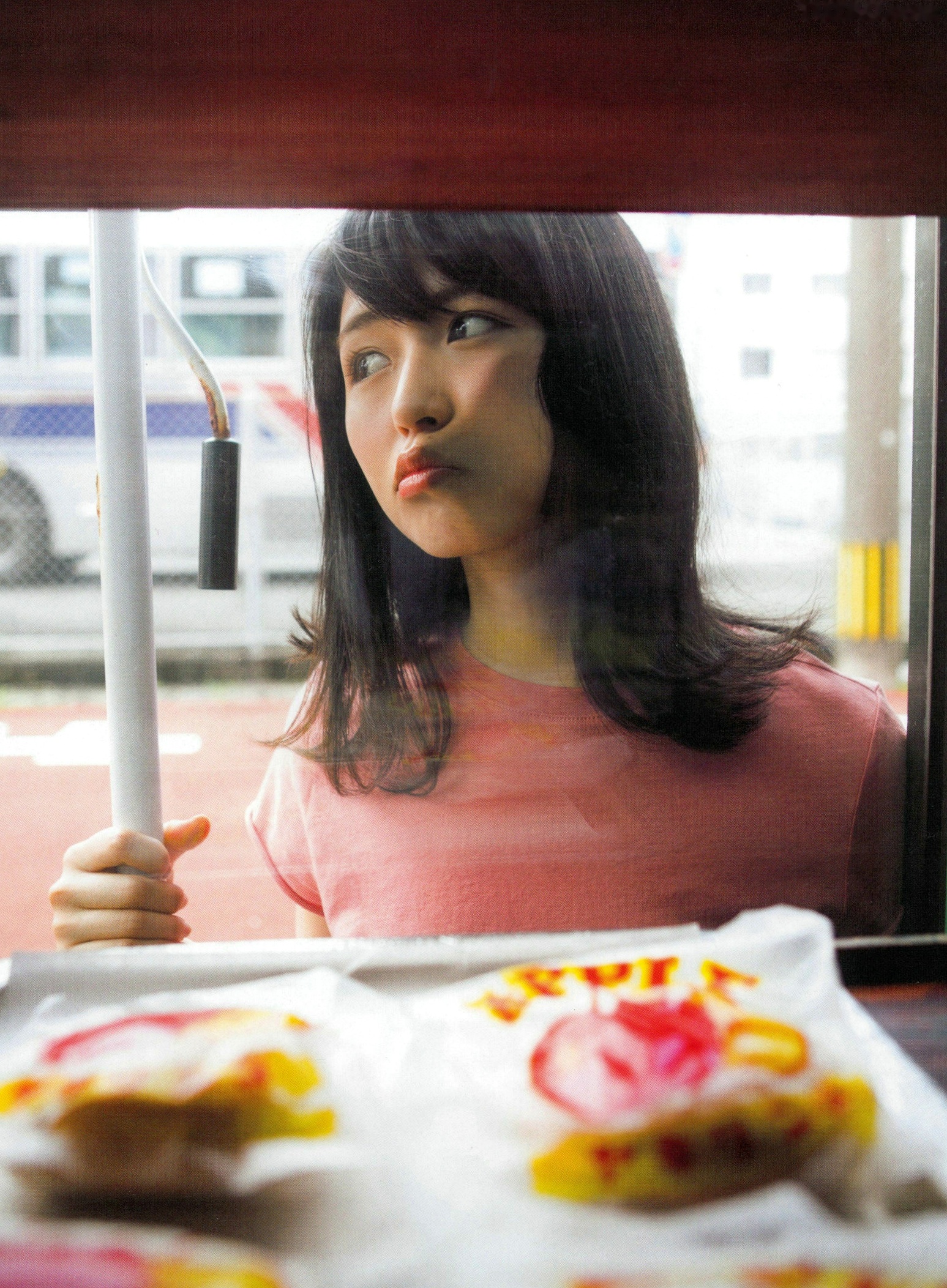 Gallery - 长滨宁琉 (Nagahama Neru) 1st写真集《这里开始》清新旅拍，海边泳装与唯美烟花系列，治愈系甜美女神写真治愈系清新日本比基尼 女神私房照_秀色女神 - image 31