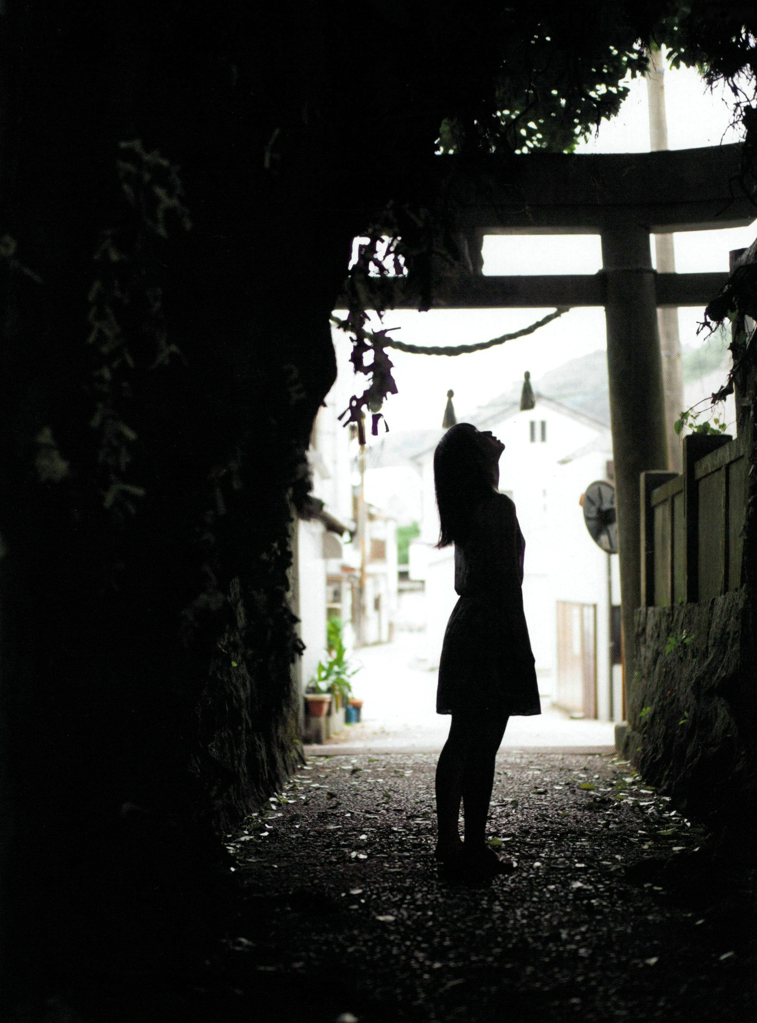 Gallery - 长滨宁琉 (Nagahama Neru) 1st写真集《这里开始》清新旅拍，海边泳装与唯美烟花系列，治愈系甜美女神写真治愈系清新日本比基尼 女神私房照_秀色女神 - image 39