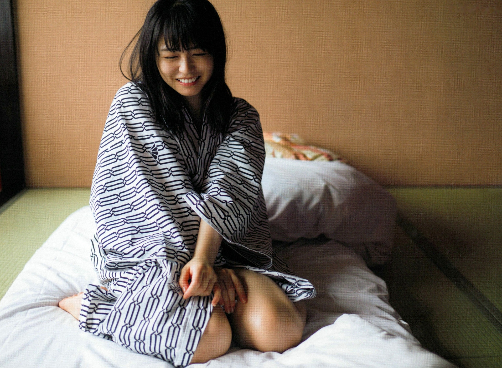 Gallery - 长滨宁琉 (Nagahama Neru) 1st写真集《这里开始》清新旅拍，海边泳装与唯美烟花系列，治愈系甜美女神写真治愈系清新日本比基尼 女神私房照_秀色女神 - image 42