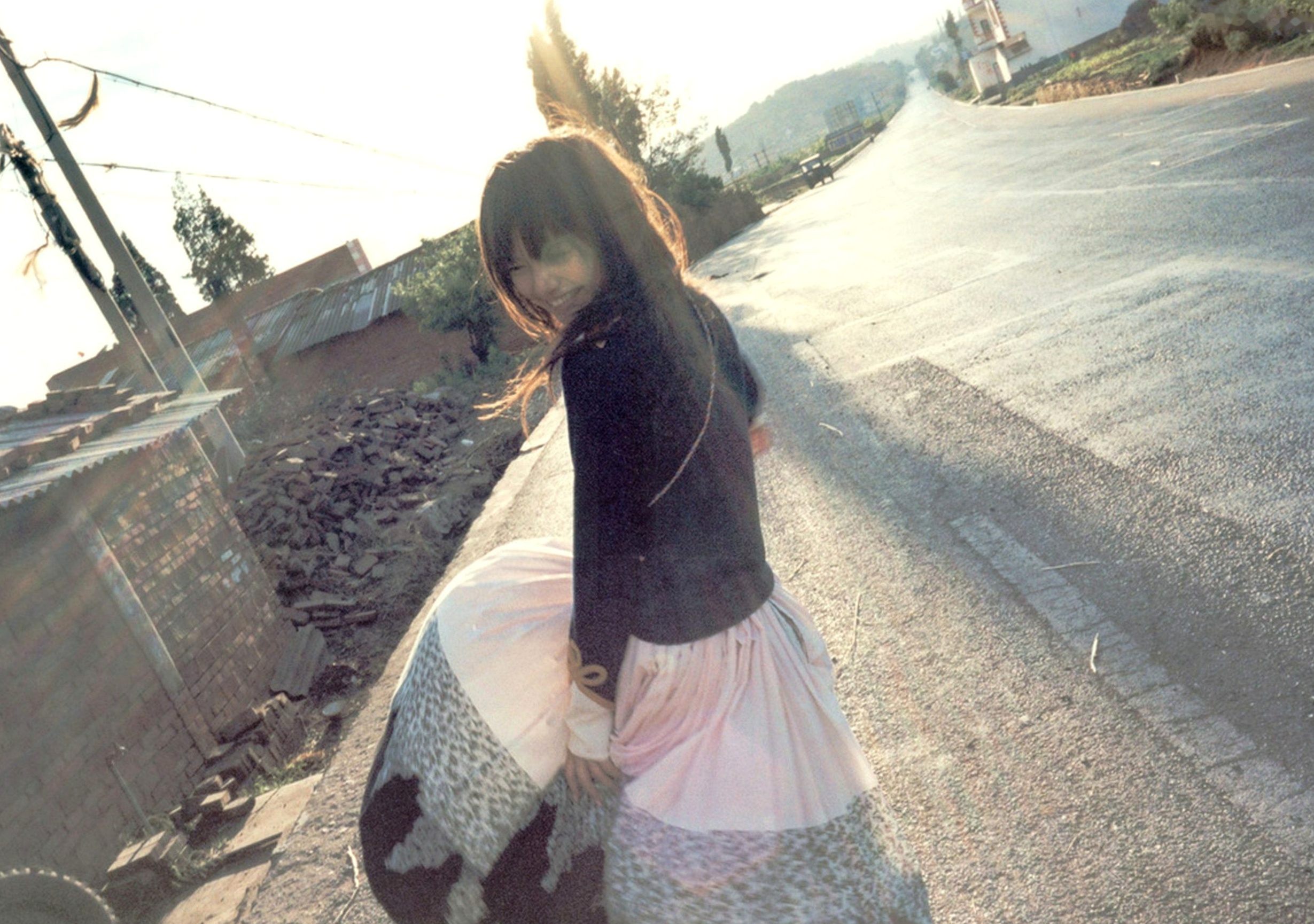 Gallery - PB写真集_宮崎あおい/宫崎葵 《20TH ANNIVERSARY 「光」》 清新治愈户外写真气质清纯户外清新治愈系 女神私房照_秀色女神 - image 74