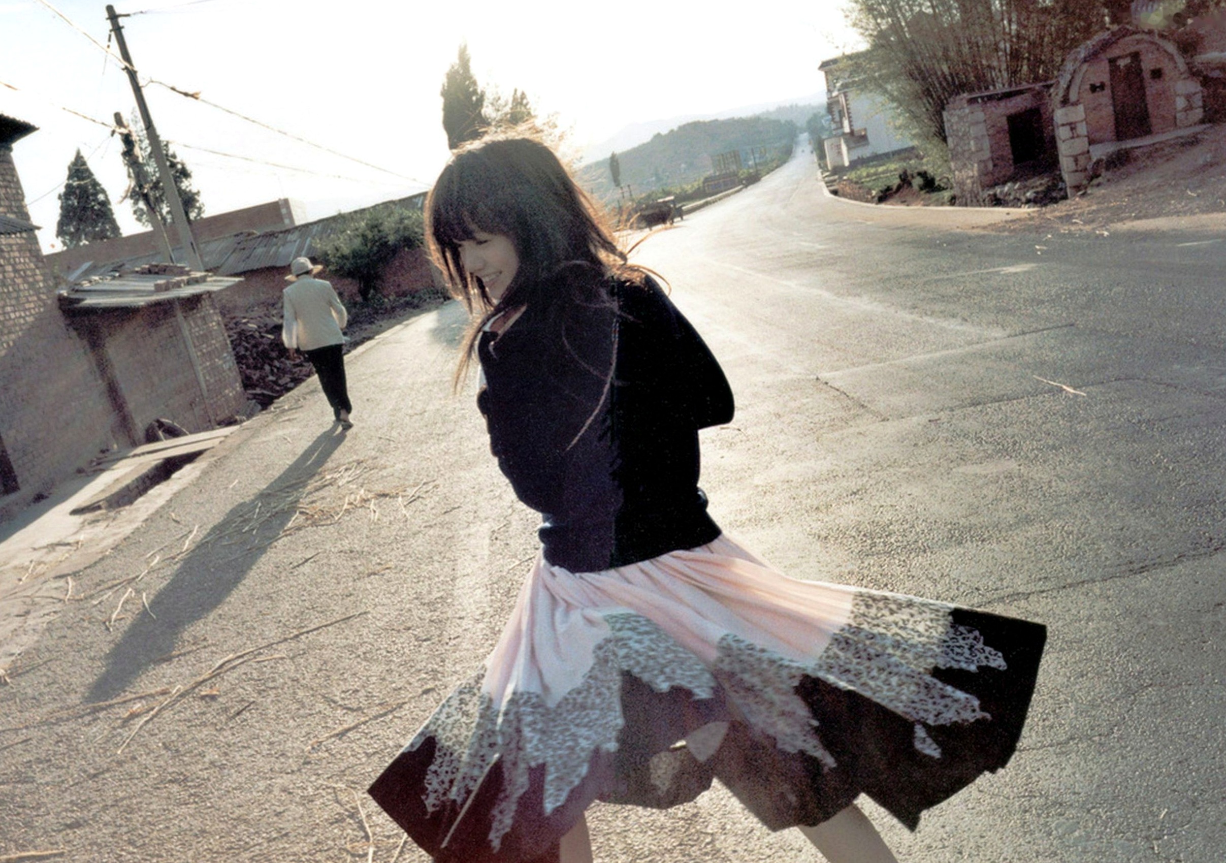 Gallery - PB写真集_宮崎あおい/宫崎葵 《20TH ANNIVERSARY 「光」》 清新治愈户外写真气质清纯户外清新治愈系 女神私房照_秀色女神 - image 78