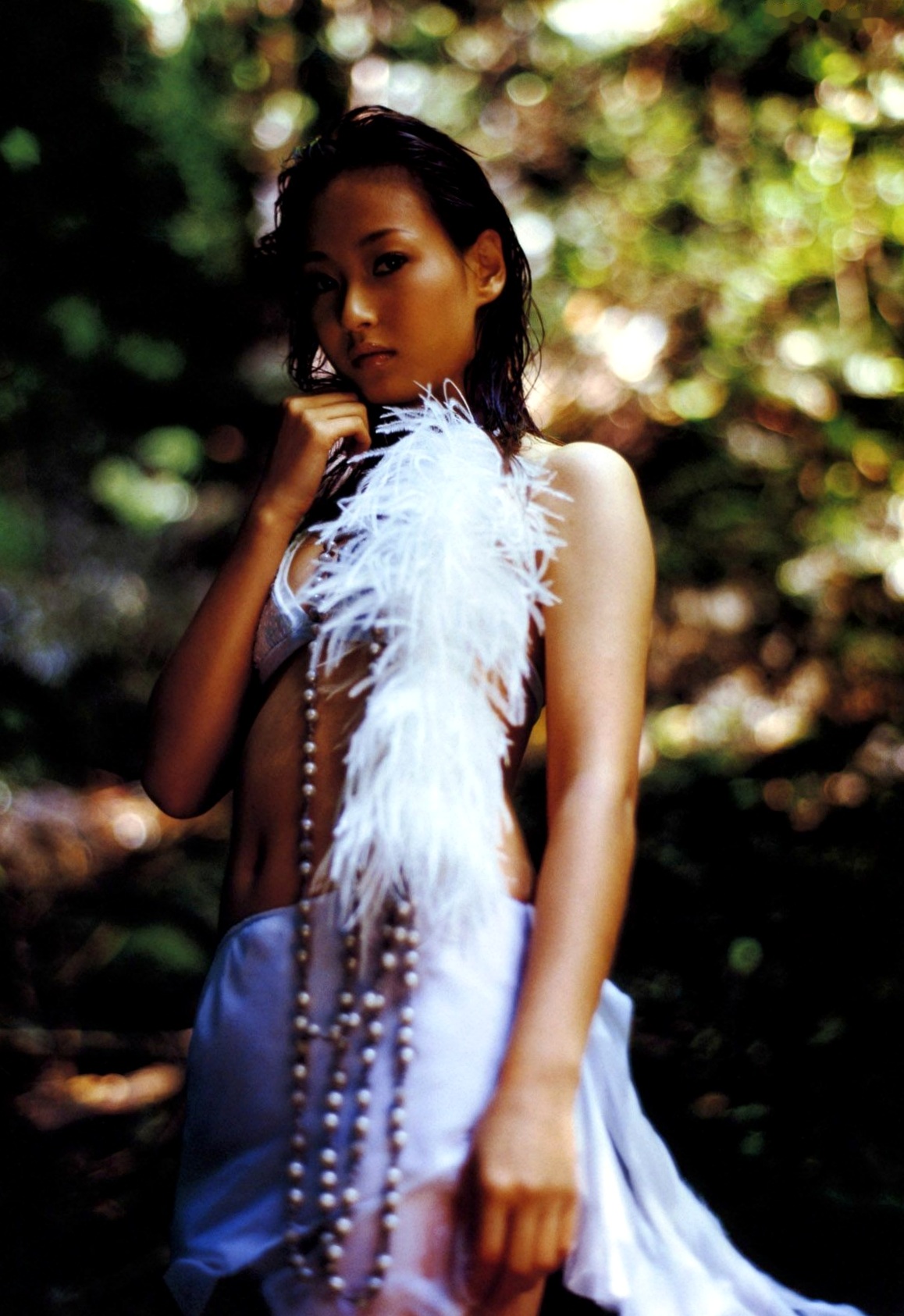 Gallery - PB写真集 藤本美贵《cheri（シェリー）》：湿身比基尼与优雅红裙，展现百变女神清纯与性感风采日本气质清纯比基尼女神 女神私房照_秀色女神 - image 55