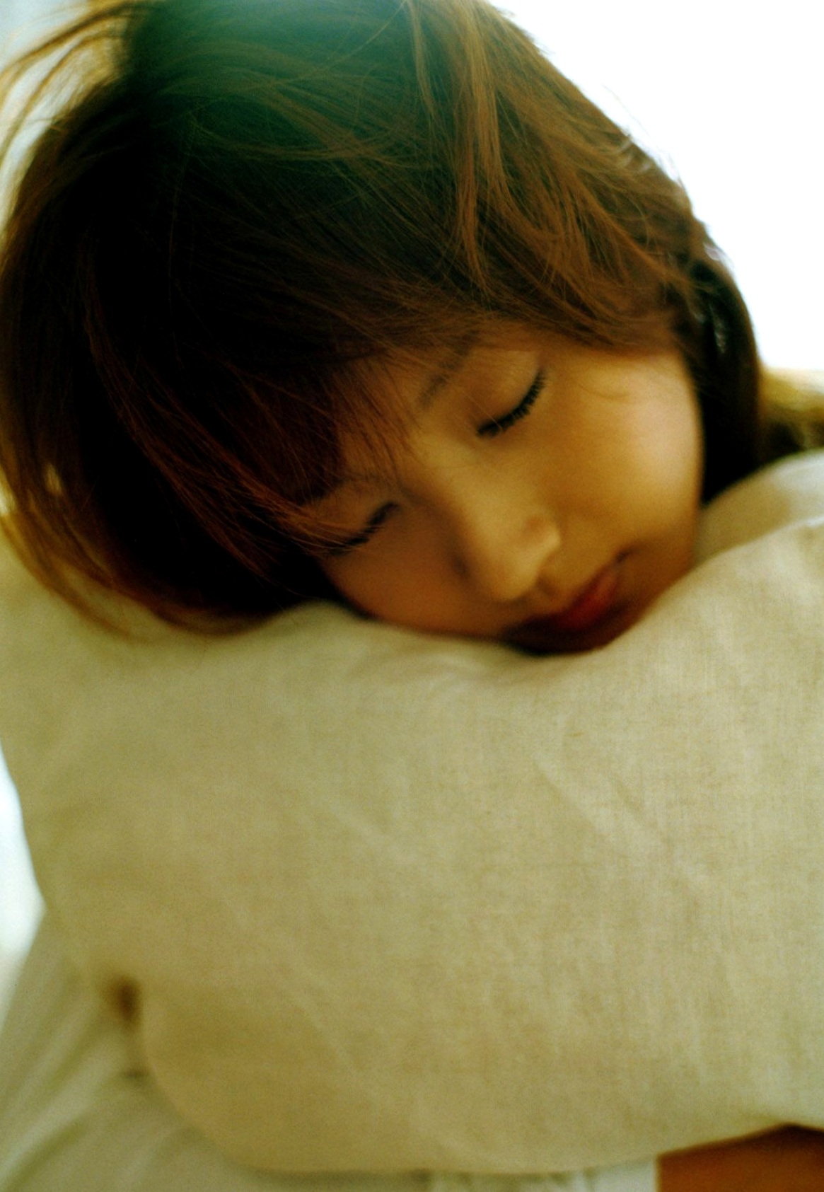 Gallery - PB写真集 藤本美贵《cheri（シェリー）》：湿身比基尼与优雅红裙，展现百变女神清纯与性感风采日本气质清纯比基尼女神 女神私房照_秀色女神 - image 66