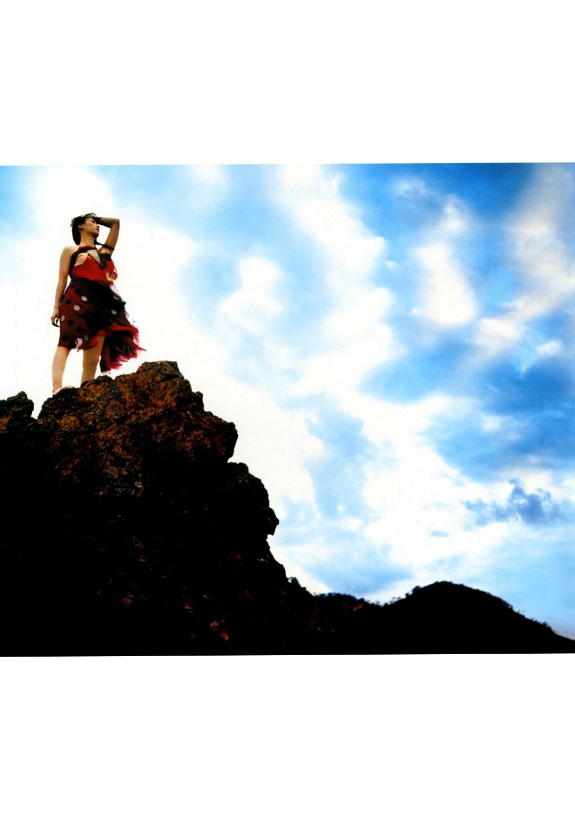 Gallery - PB写真集 藤本美贵《cheri（シェリー）》：湿身比基尼与优雅红裙，展现百变女神清纯与性感风采日本气质清纯比基尼女神 女神私房照_秀色女神 - image 69