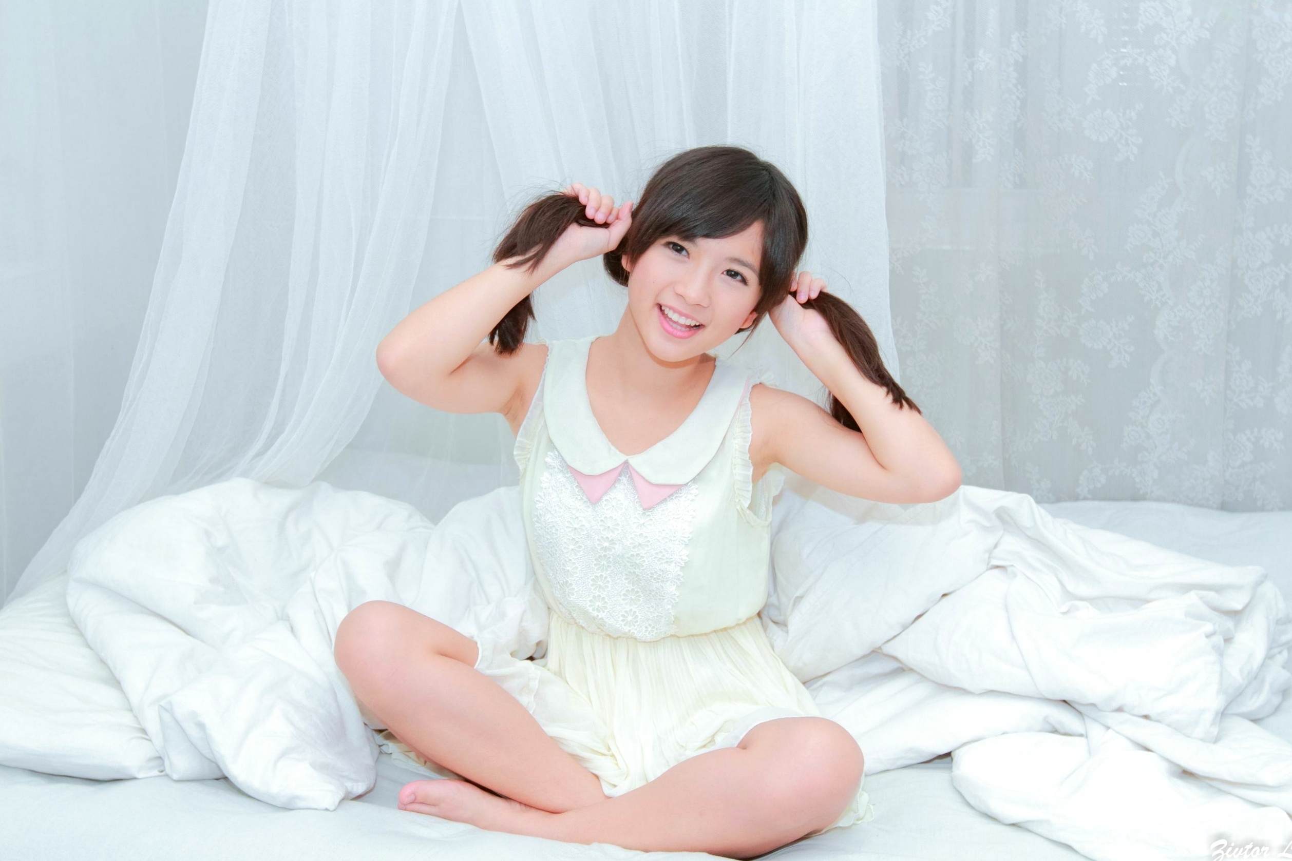 Gallery - 台湾正妹虞成敬小敬《番号81的第二堂课》清纯家居生活写真集，甜美少女卧室私房摄影清新治愈系台湾私房照 女神私房照_秀色女神 - image 6