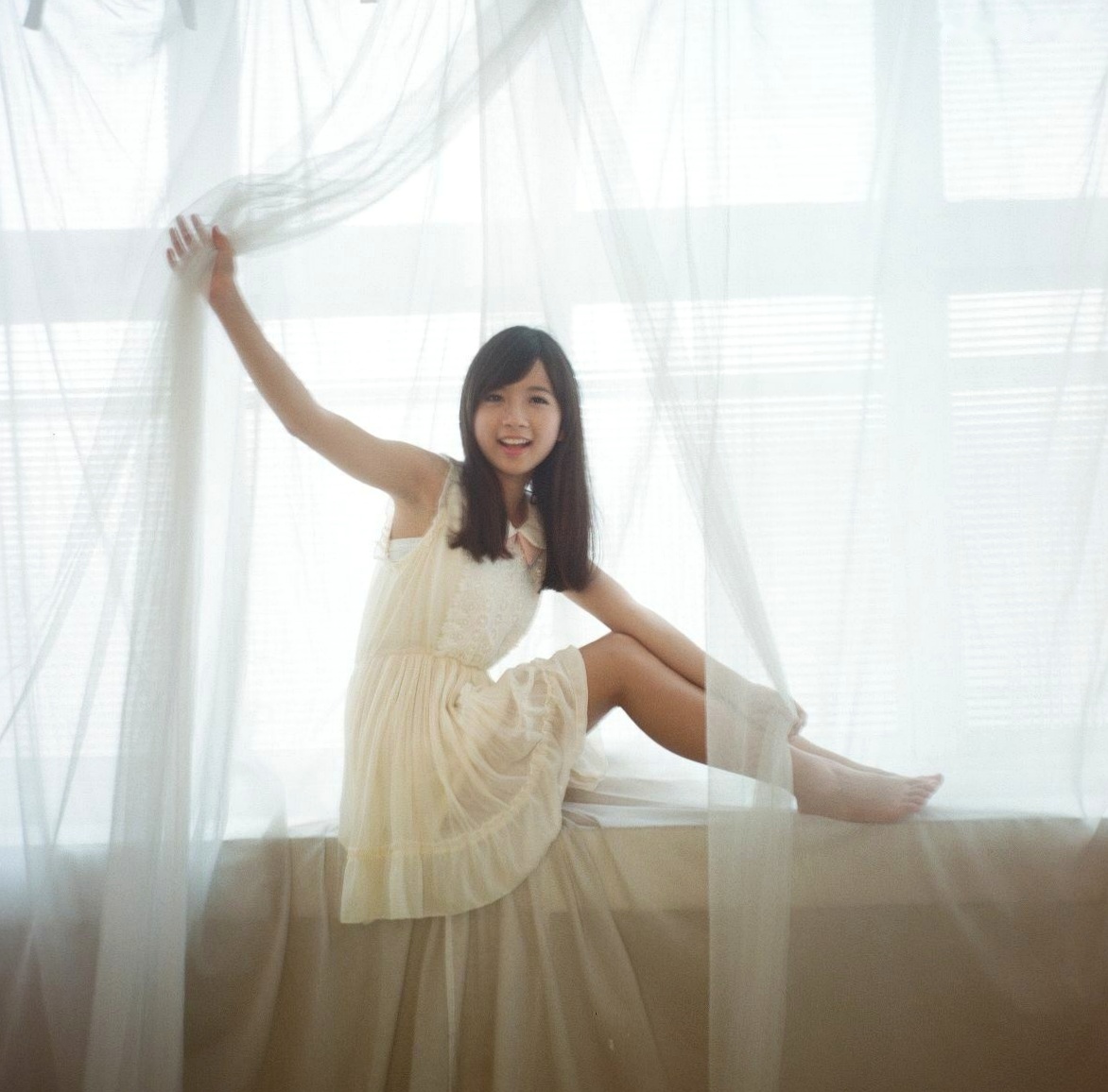 Gallery - 台湾正妹虞成敬小敬《番号81的第二堂课》清纯家居生活写真集，甜美少女卧室私房摄影清新治愈系台湾私房照 女神私房照_秀色女神 - image 38