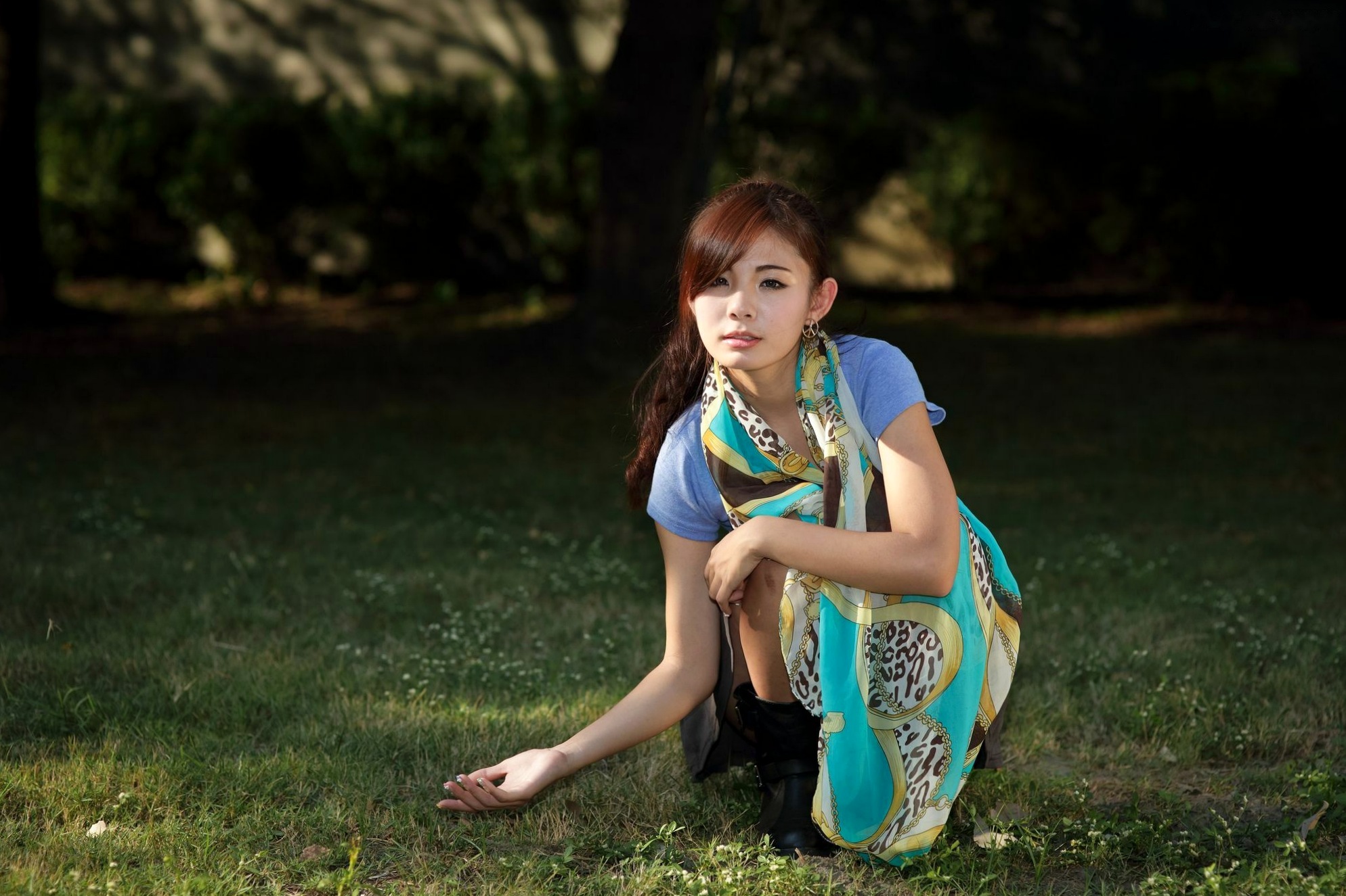 Gallery - 台湾正妹徐玮吟鲔鱼清新外拍写真，草地休闲风格甜美治愈女神合集台湾清新治愈系户外女神 女神私房照_秀色女神 - image 17