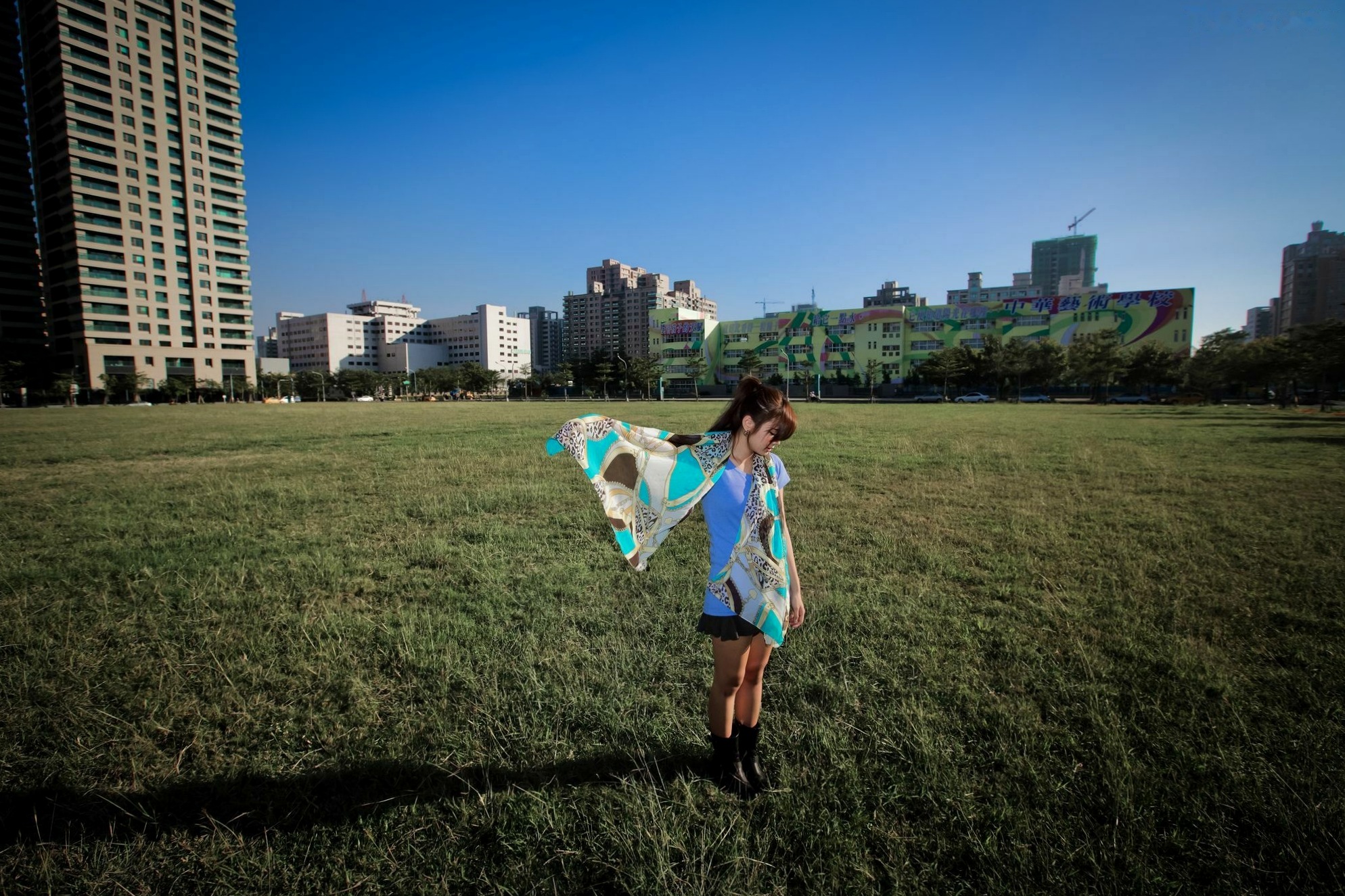 Gallery - 台湾正妹徐玮吟鲔鱼清新外拍写真，草地休闲风格甜美治愈女神合集台湾清新治愈系户外女神 女神私房照_秀色女神 - image 62