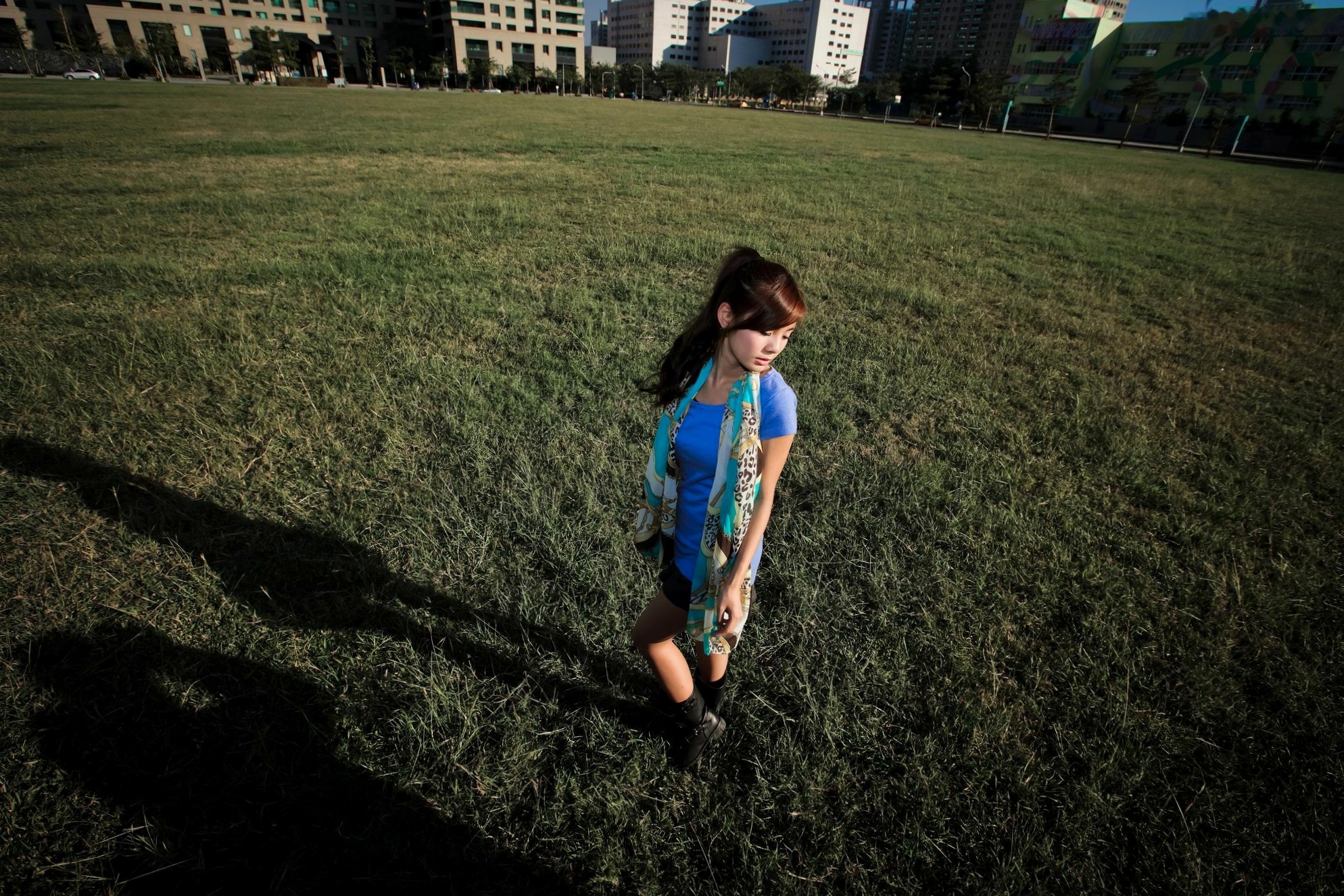 Gallery - 台湾正妹徐玮吟鲔鱼清新外拍写真，草地休闲风格甜美治愈女神合集台湾清新治愈系户外女神 女神私房照_秀色女神 - image 63