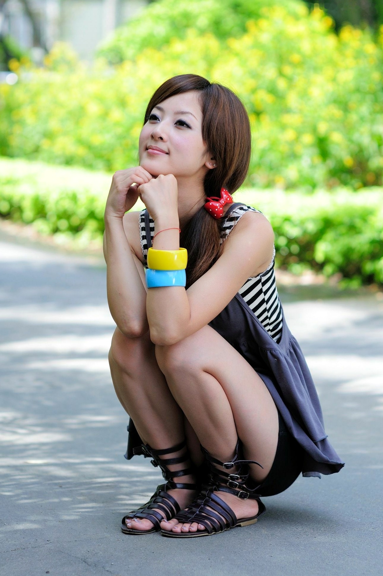 Gallery - 台湾正妹果子Mikako士林官邸清新户外外拍写真，元气少女夏日休闲装扮，纯欲甜美养眼集台湾清新户外清纯养眼 女神私房照_秀色女神 - image 14