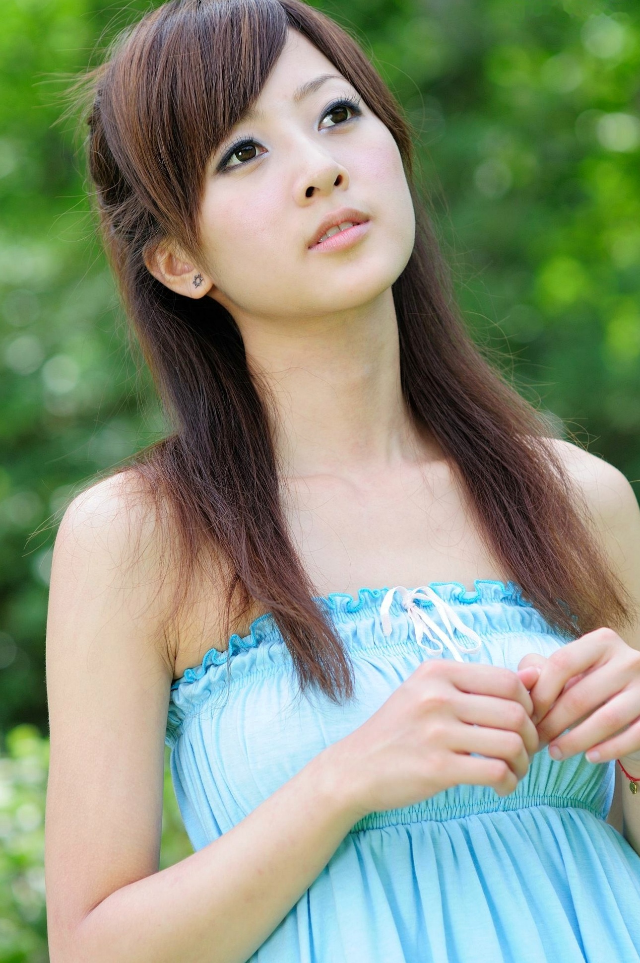 Gallery - 台湾正妹果子Mikako士林官邸清新户外外拍写真，元气少女夏日休闲装扮，纯欲甜美养眼集台湾清新户外清纯养眼 女神私房照_秀色女神 - image 18