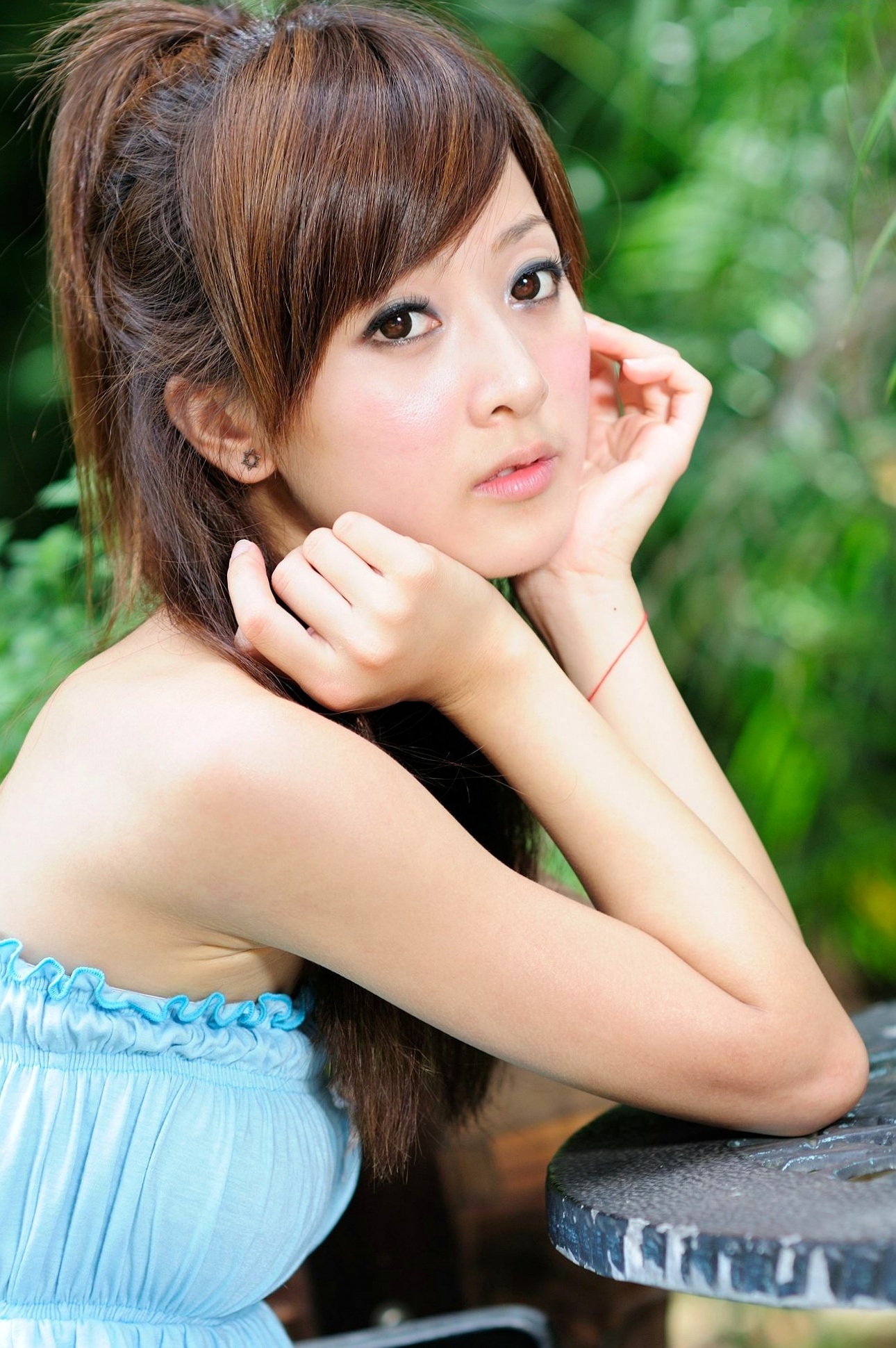 Gallery - 台湾正妹果子Mikako士林官邸清新户外外拍写真，元气少女夏日休闲装扮，纯欲甜美养眼集台湾清新户外清纯养眼 女神私房照_秀色女神 - image 26