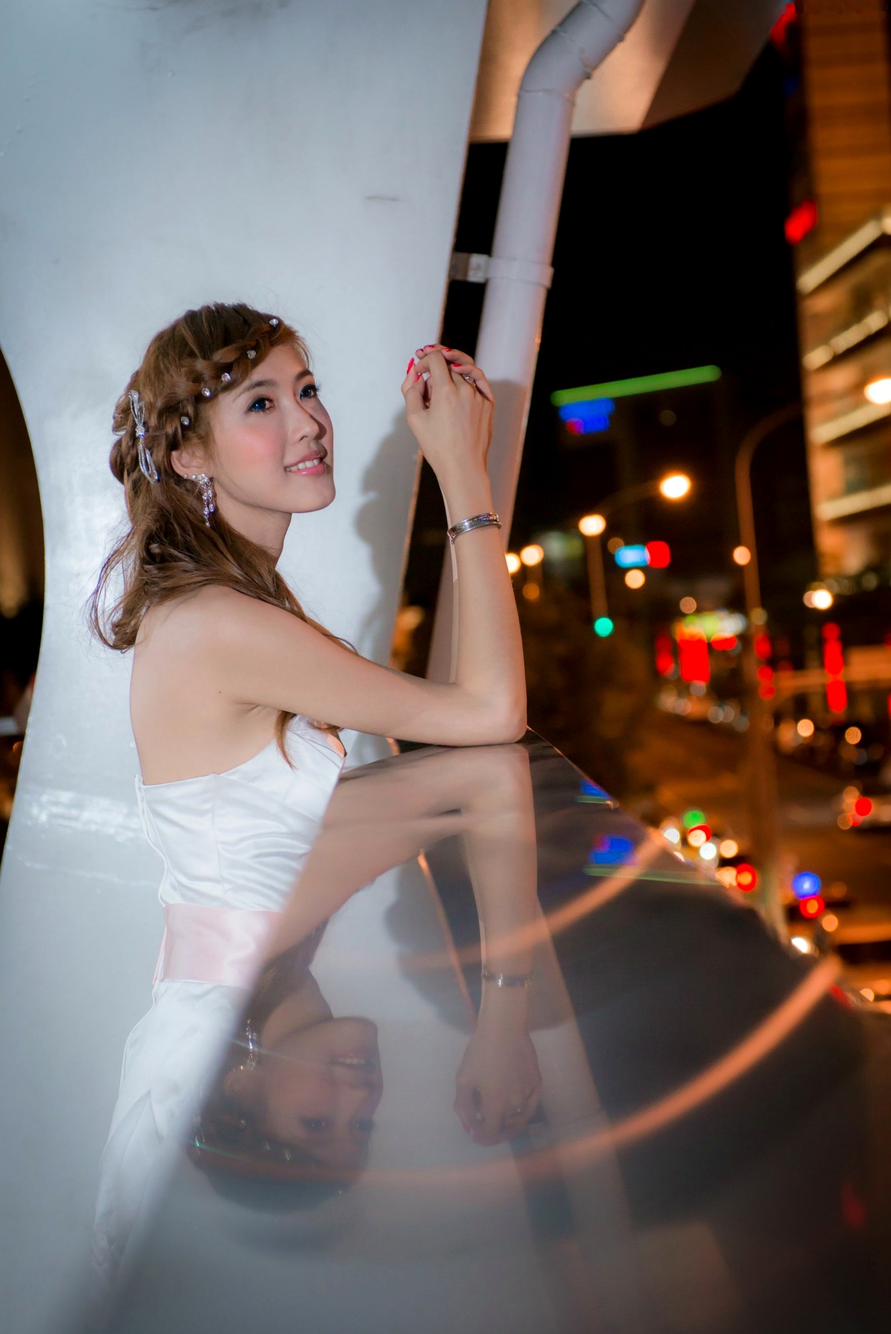 Gallery - 台湾女神金允乔Kila晶晶：浪漫摩天轮夜景婚纱写真清新演绎台湾婚纱清新气质 女神私房照_秀色女神 - image 6