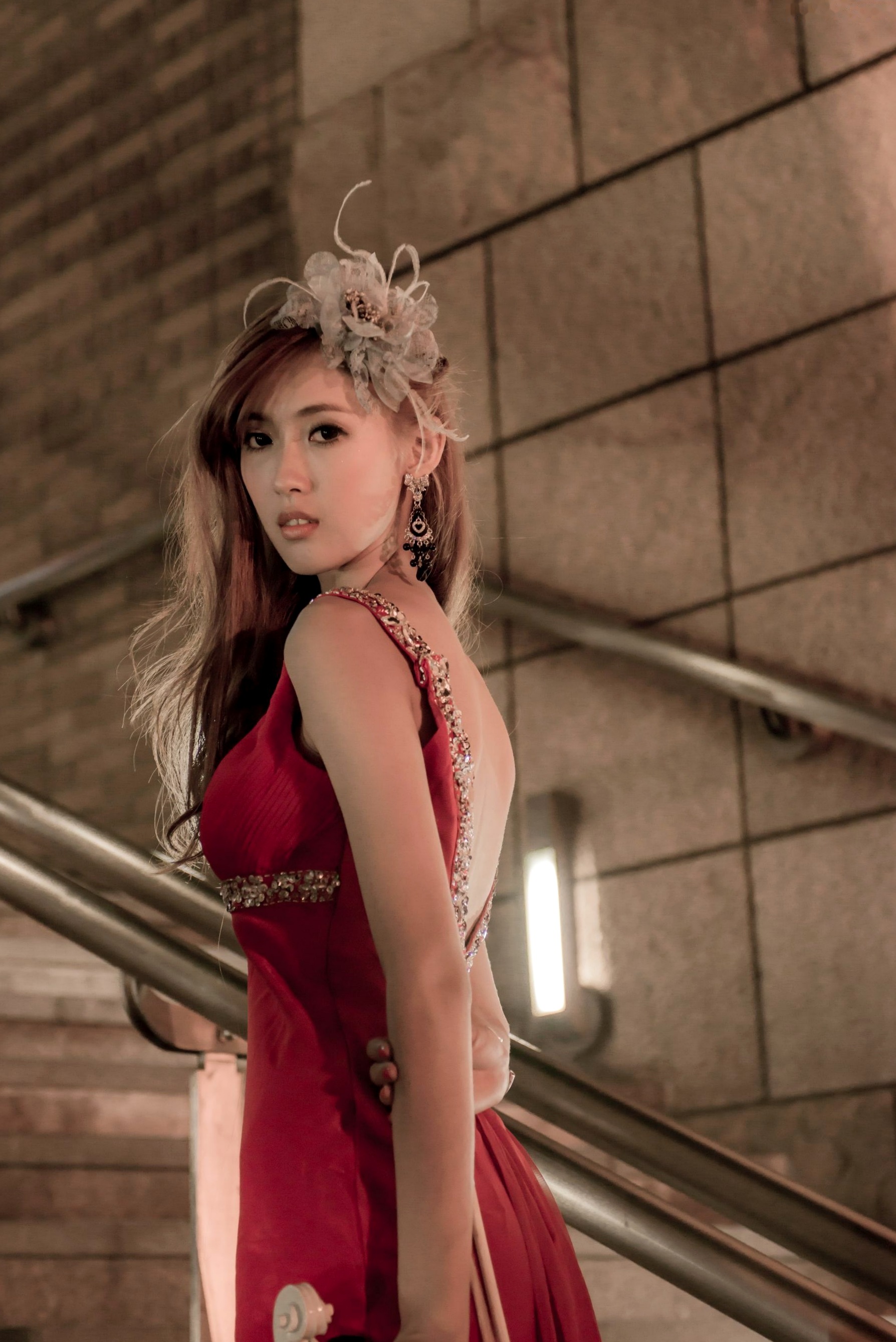 Gallery - 台湾女神金允乔Kila晶晶：浪漫摩天轮夜景婚纱写真清新演绎台湾婚纱清新气质 女神私房照_秀色女神 - image 16