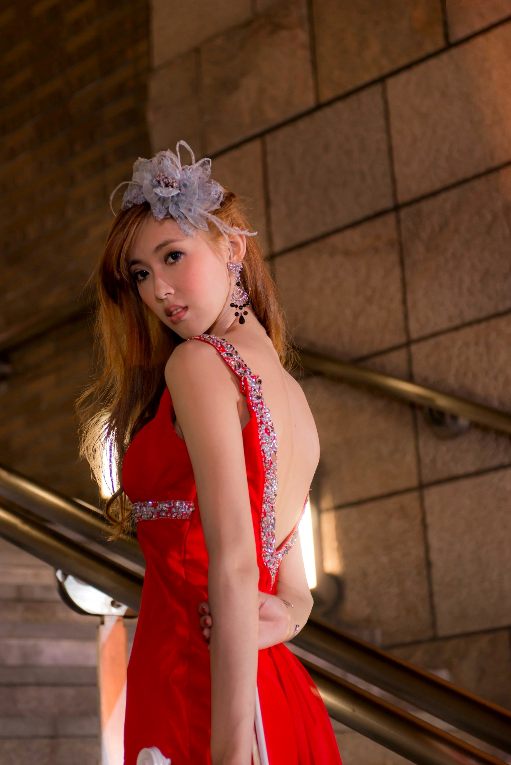Gallery - 台湾女神金允乔Kila晶晶：浪漫摩天轮夜景婚纱写真清新演绎台湾婚纱清新气质 女神私房照_秀色女神 - image 17