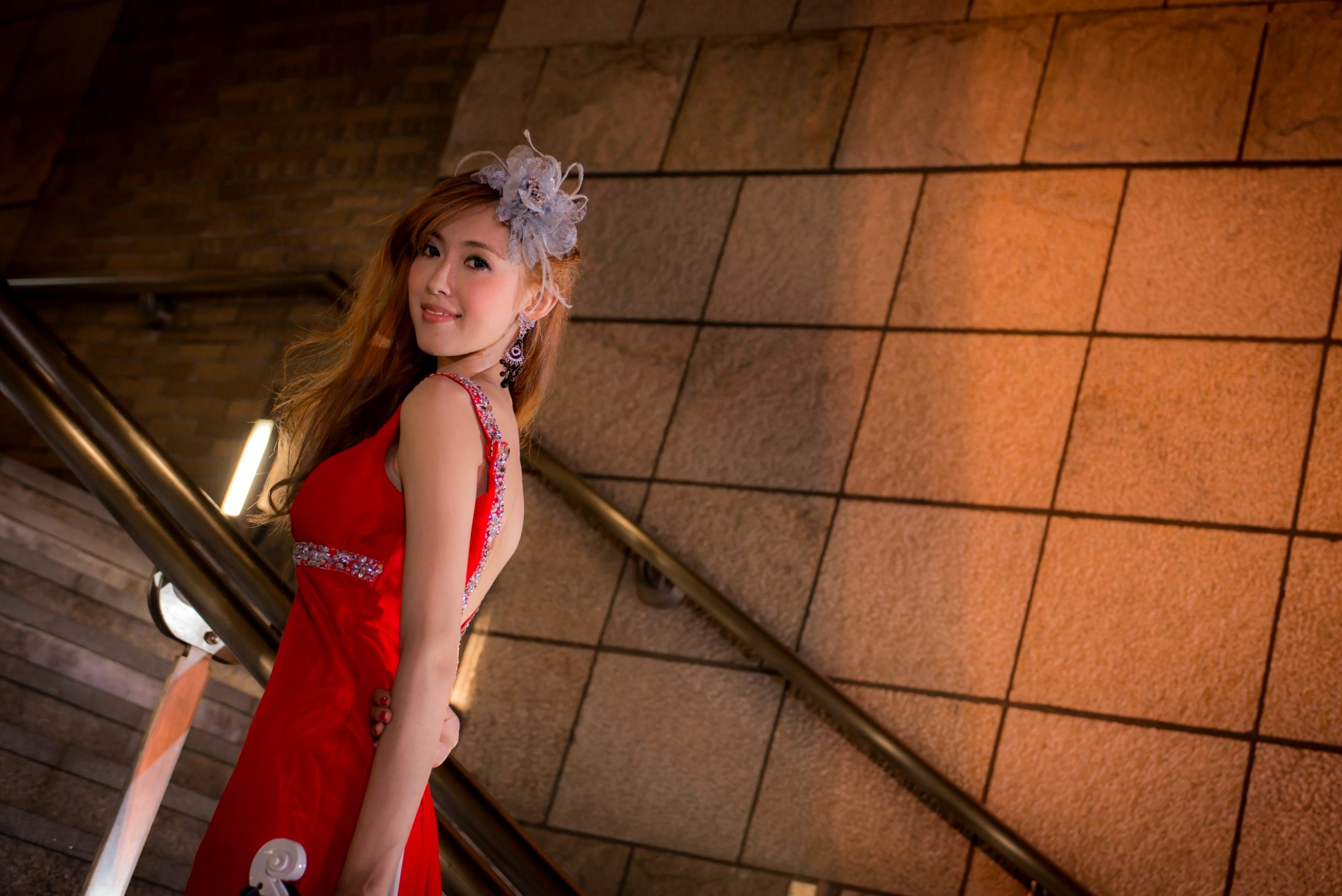 Gallery - 台湾女神金允乔Kila晶晶：浪漫摩天轮夜景婚纱写真清新演绎台湾婚纱清新气质 女神私房照_秀色女神 - image 19