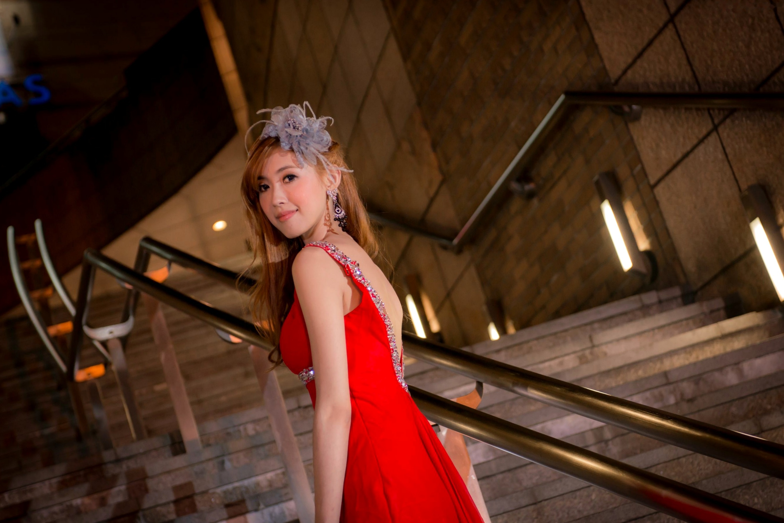 Gallery - 台湾女神金允乔Kila晶晶：浪漫摩天轮夜景婚纱写真清新演绎台湾婚纱清新气质 女神私房照_秀色女神 - image 24