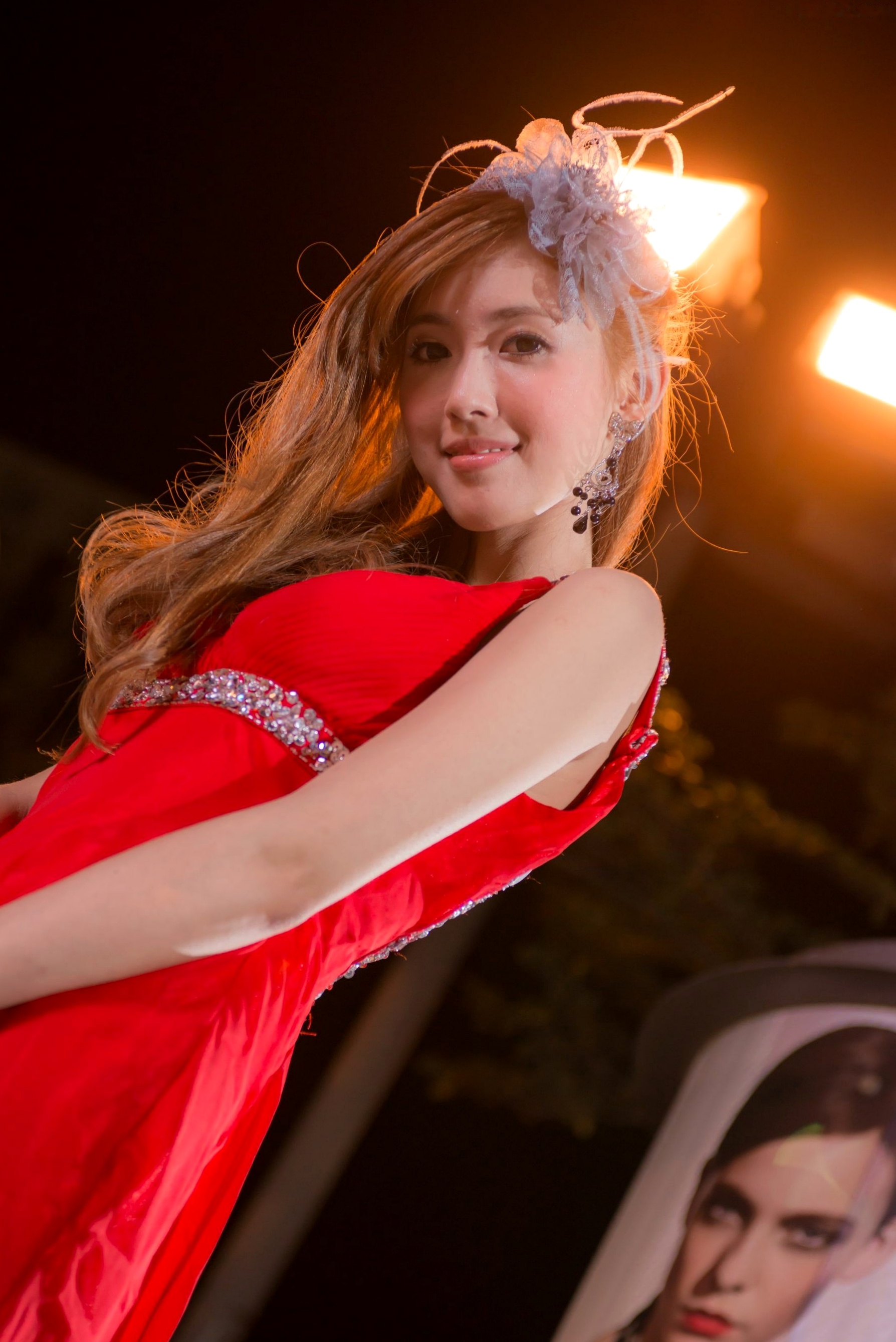 Gallery - 台湾女神金允乔Kila晶晶：浪漫摩天轮夜景婚纱写真清新演绎台湾婚纱清新气质 女神私房照_秀色女神 - image 39