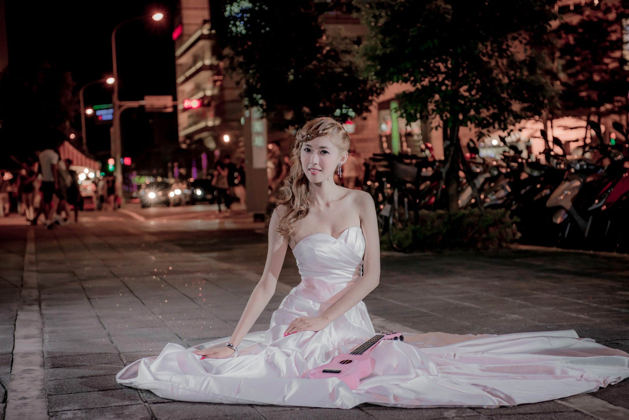 Gallery - 台湾女神金允乔Kila晶晶：浪漫摩天轮夜景婚纱写真清新演绎台湾婚纱清新气质 女神私房照_秀色女神 - image 42