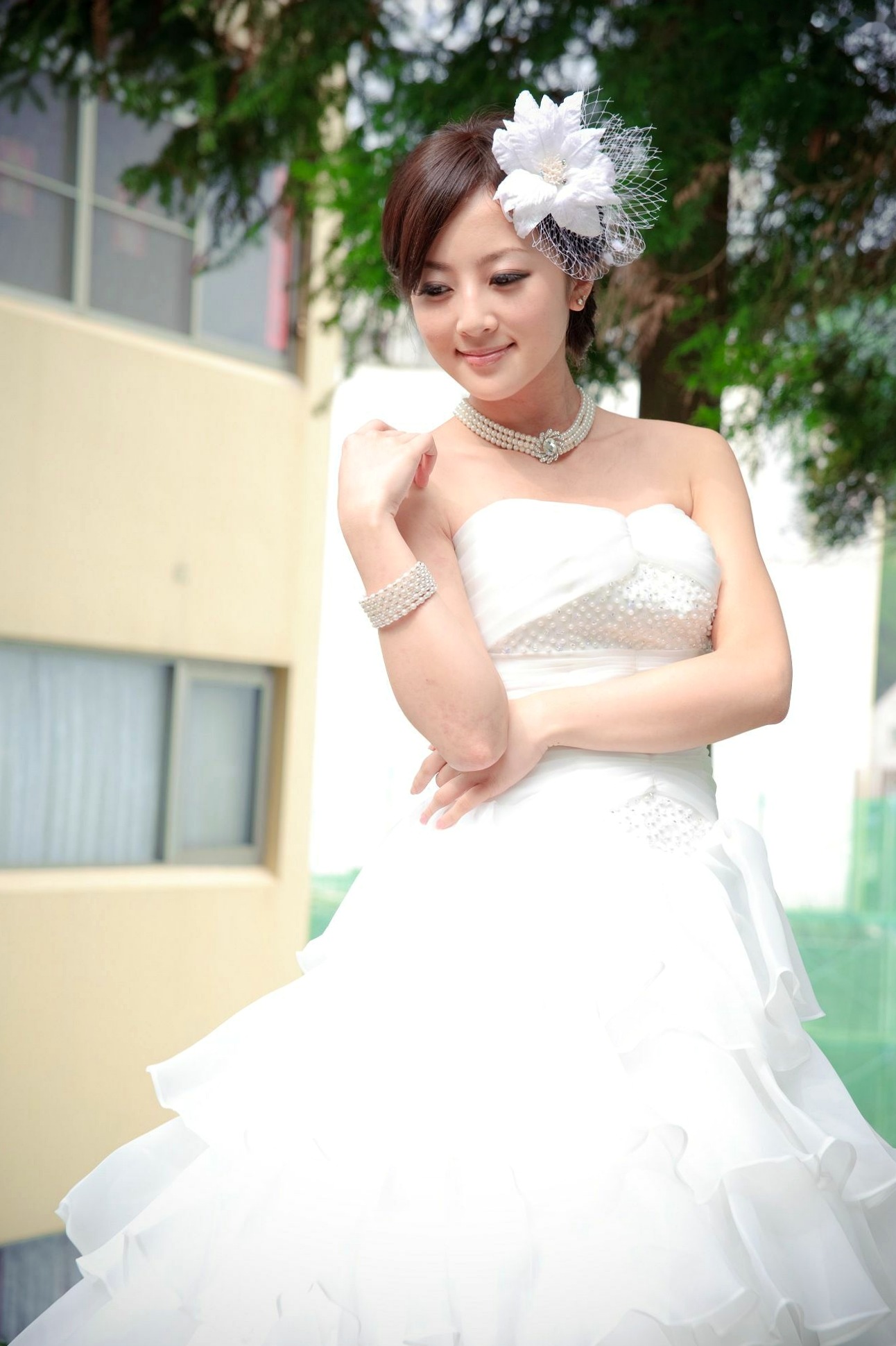 Gallery - 台湾正妹张凯洁/张允霏《日月潭+纸教堂(婚纱)》纯白婚纱写真，唯美户外大片，气质女神清新脱俗台湾婚纱气质清新女神 女神私房照_秀色女神 - image 1