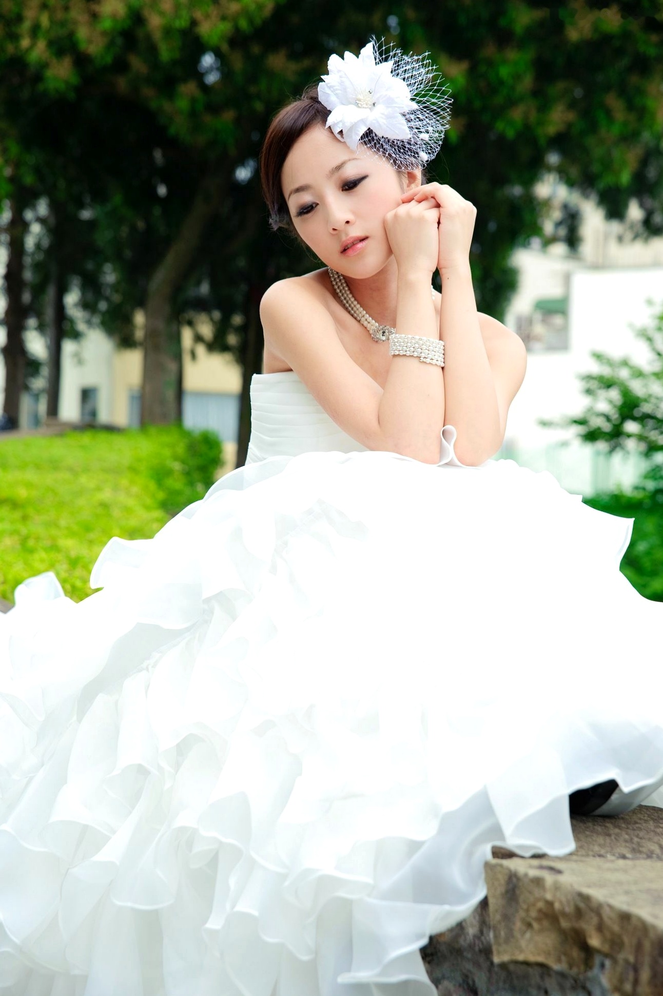 Gallery - 台湾正妹张凯洁/张允霏《日月潭+纸教堂(婚纱)》纯白婚纱写真，唯美户外大片，气质女神清新脱俗台湾婚纱气质清新女神 女神私房照_秀色女神 - image 17
