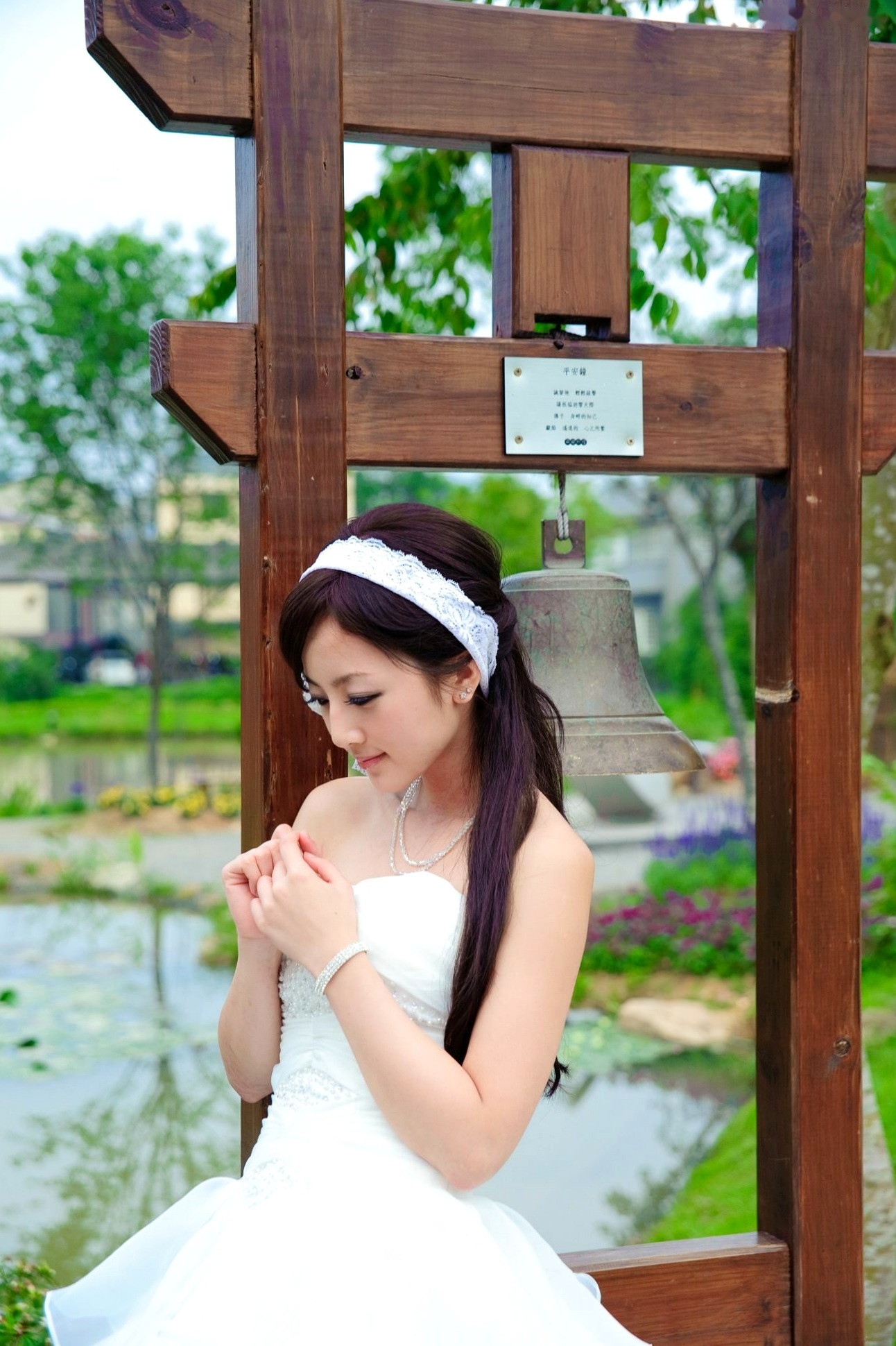 Gallery - 台湾正妹张凯洁/张允霏《日月潭+纸教堂(婚纱)》纯白婚纱写真，唯美户外大片，气质女神清新脱俗台湾婚纱气质清新女神 女神私房照_秀色女神 - image 39